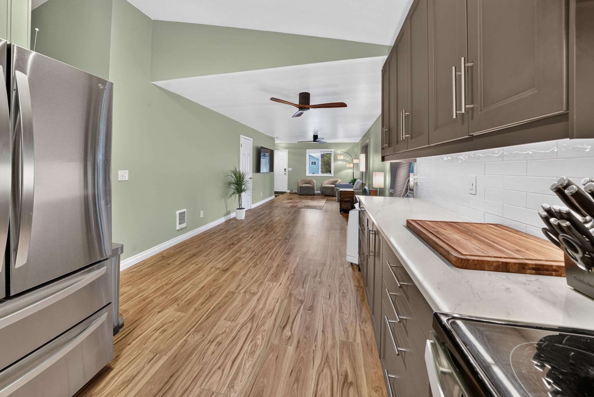 13906 N East Newman Lake Dr - Photo 9