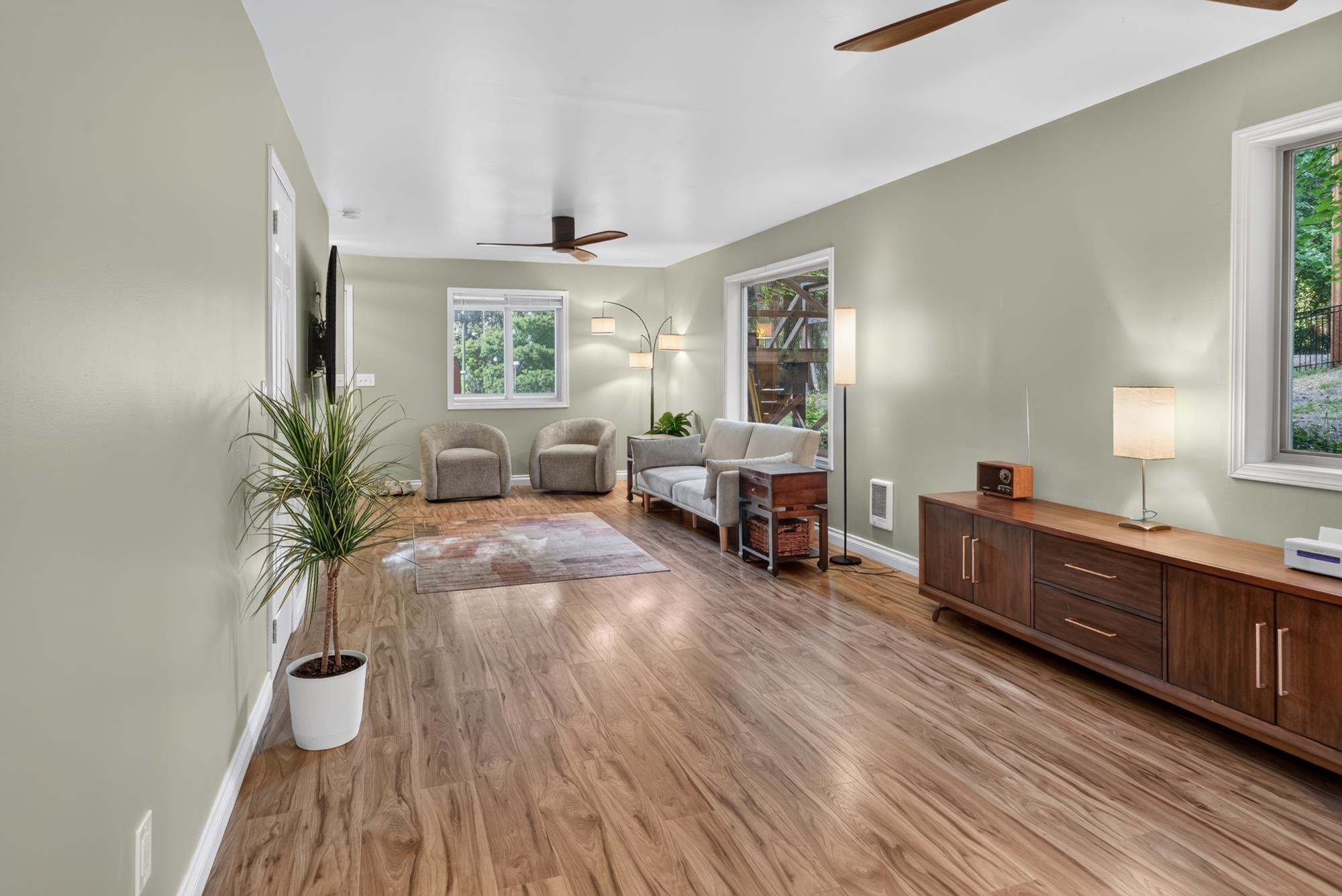 13906 N East Newman Lake Dr - Photo 10