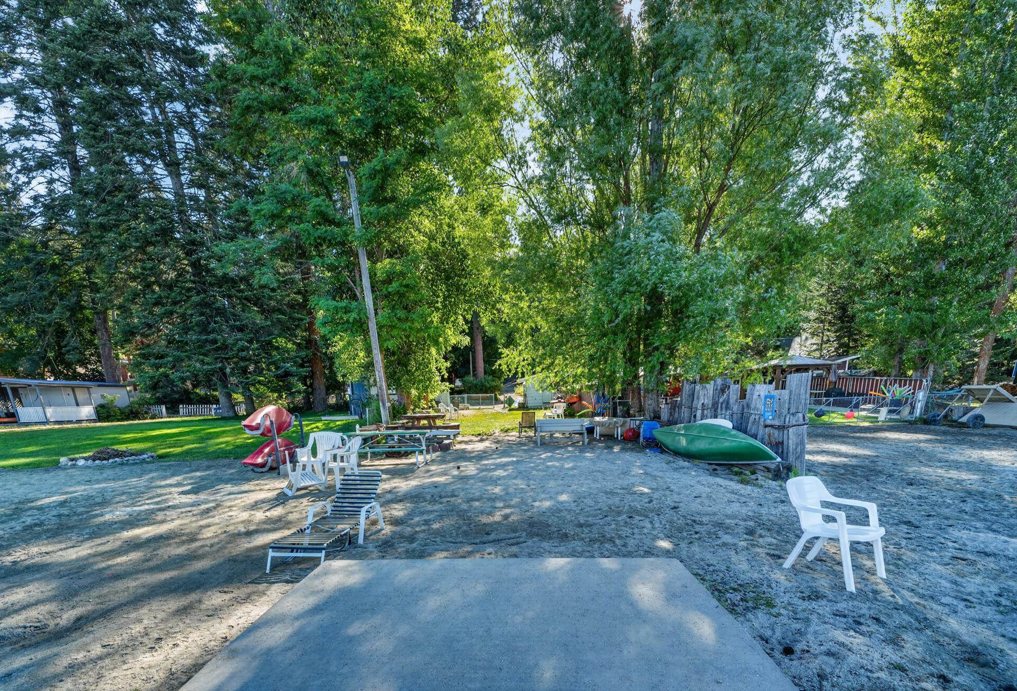 13906 N East Newman Lake Dr - Photo 48