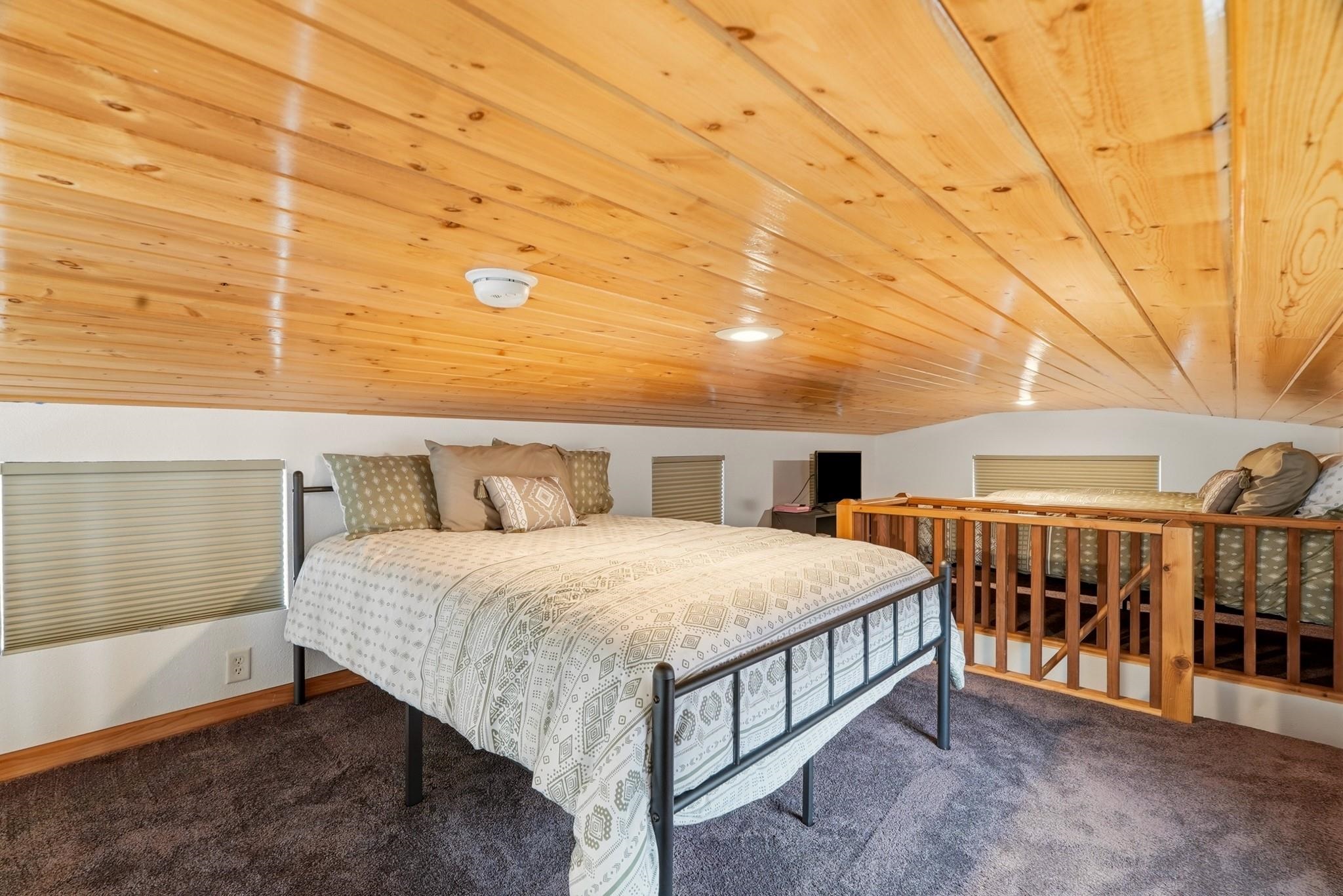 18617 W Williams Lake Rd - Photo 19