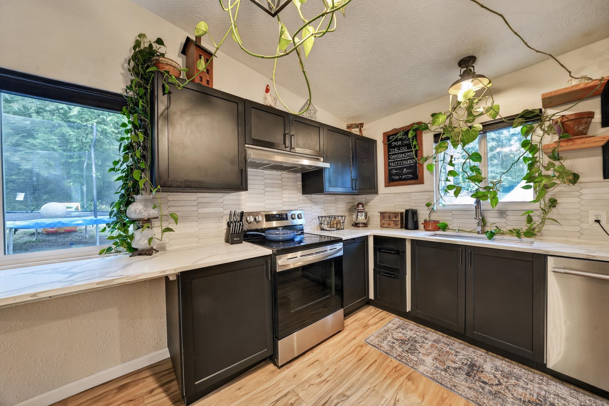 13908 N East Newman Lake Dr - Photo 10