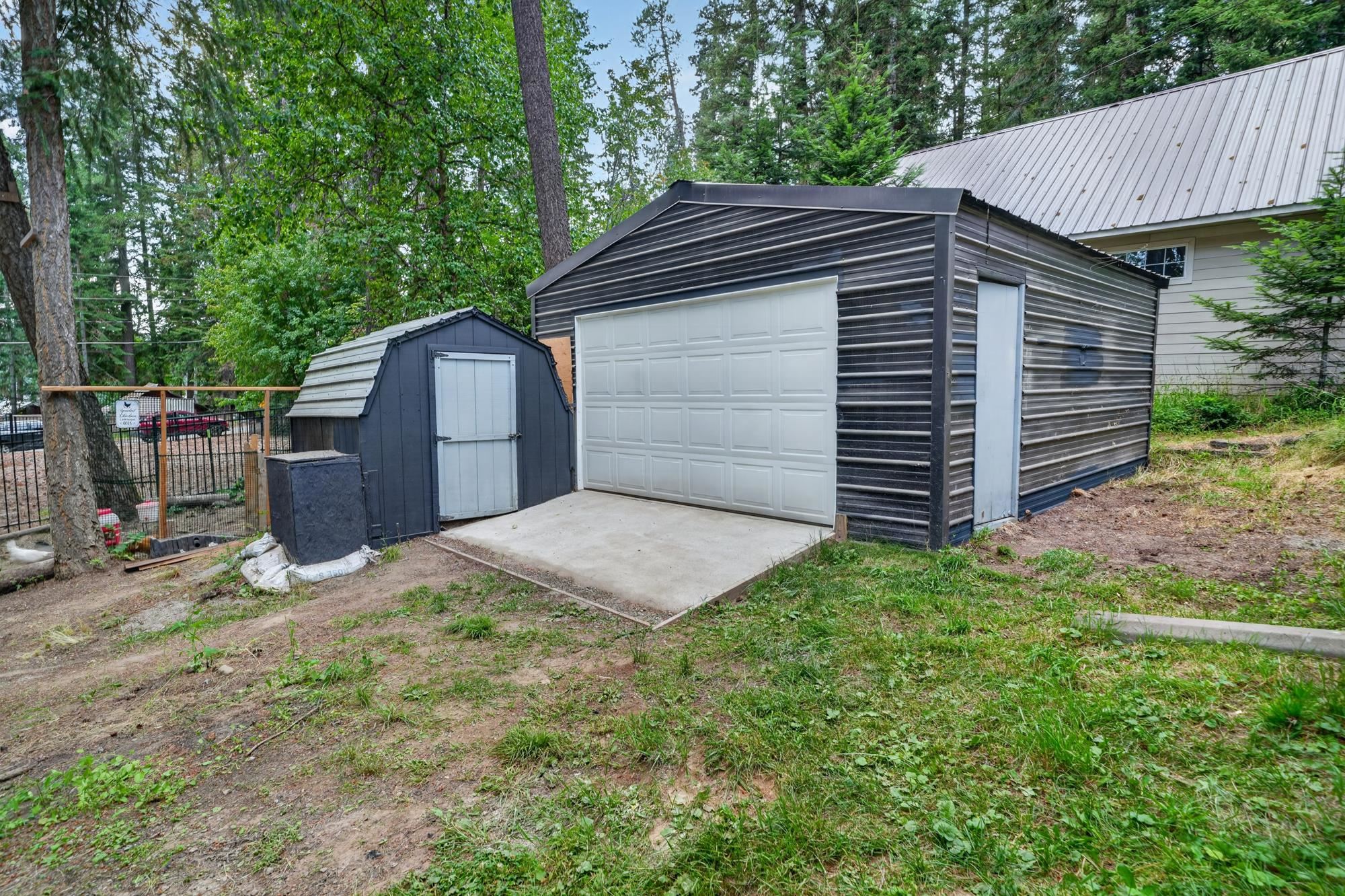 13908 N East Newman Lake Dr - Photo 32