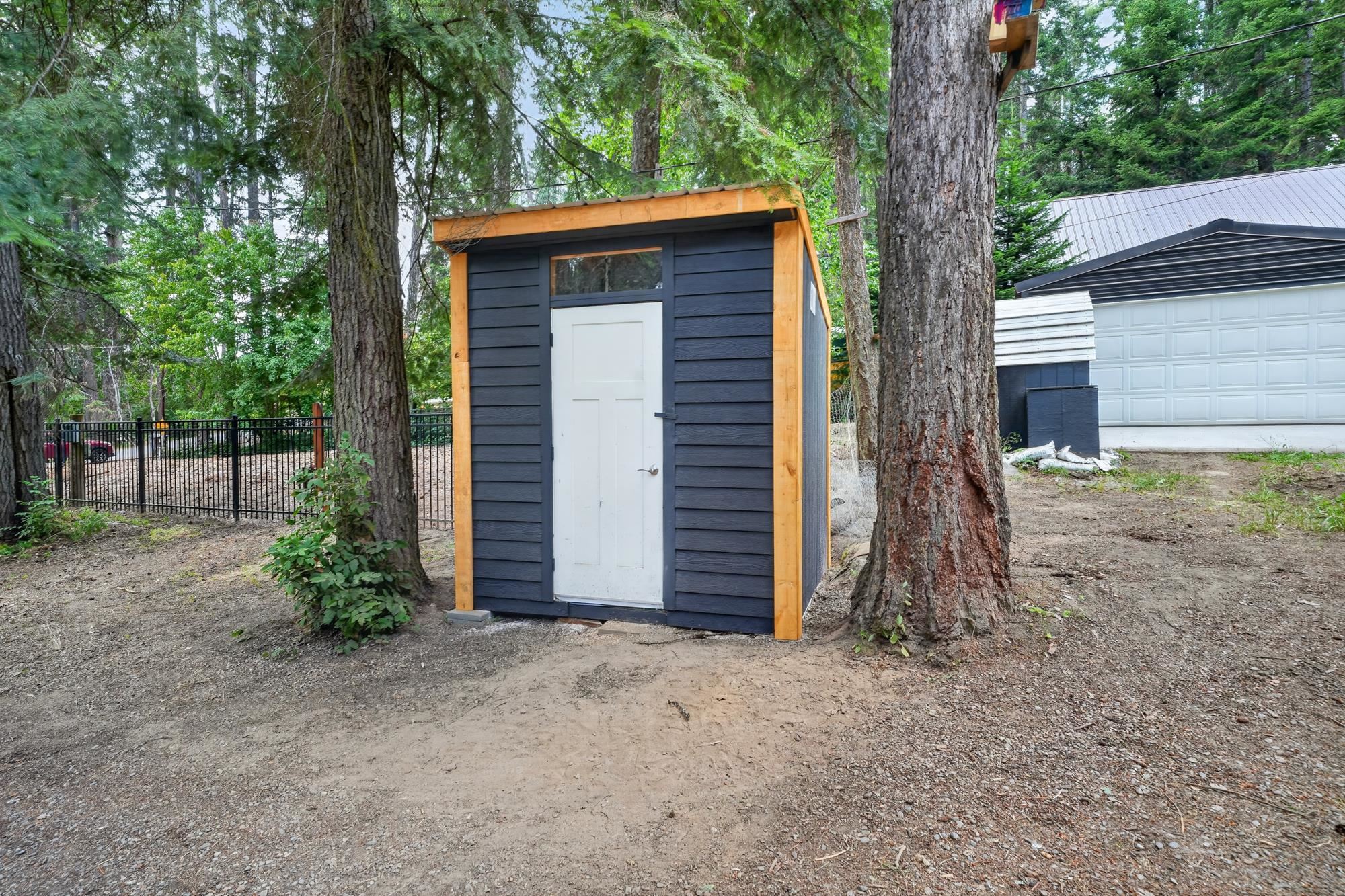 13908 N East Newman Lake Dr - Photo 33