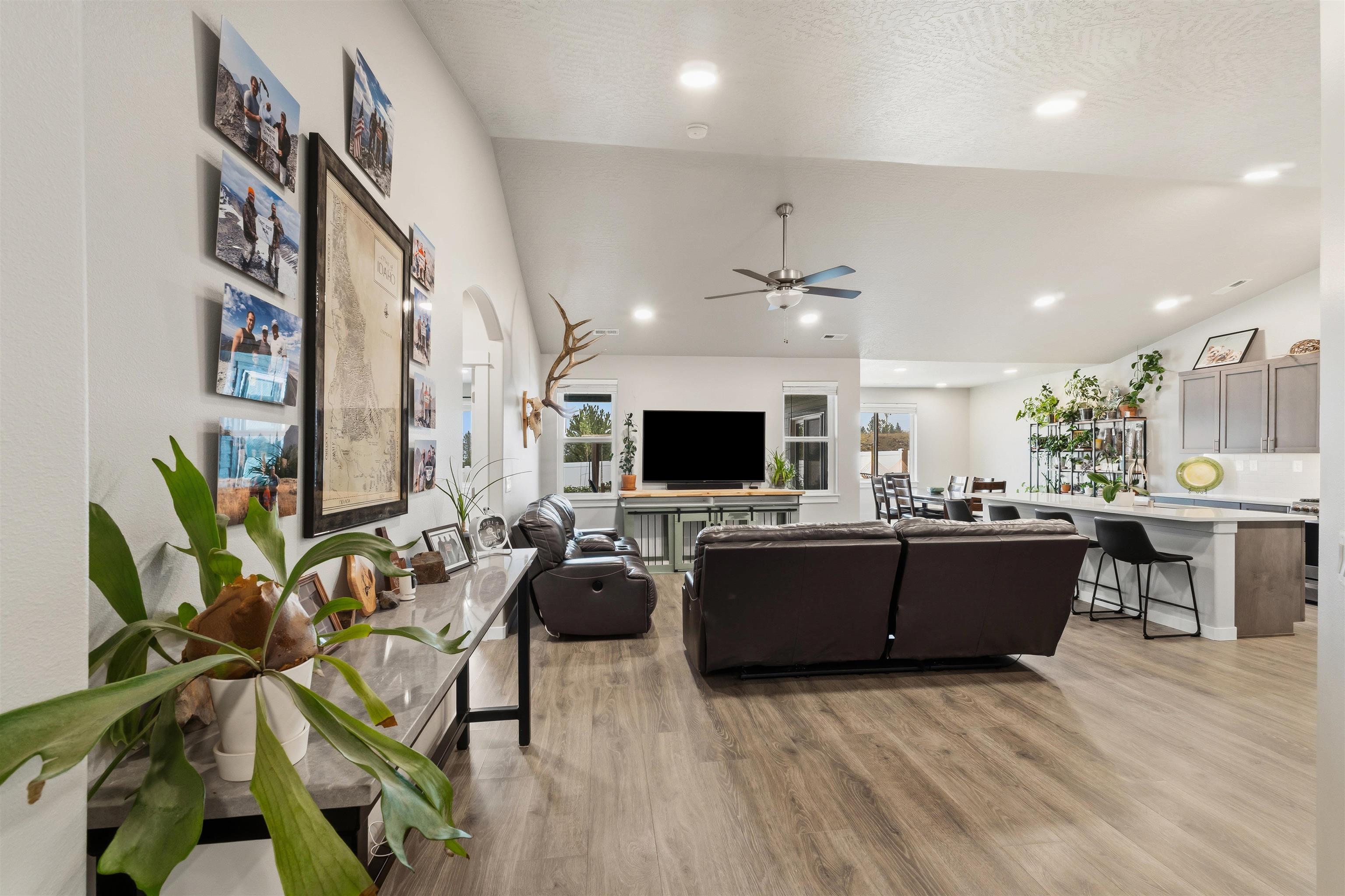 1486 W 67TH Ave - Photo 4