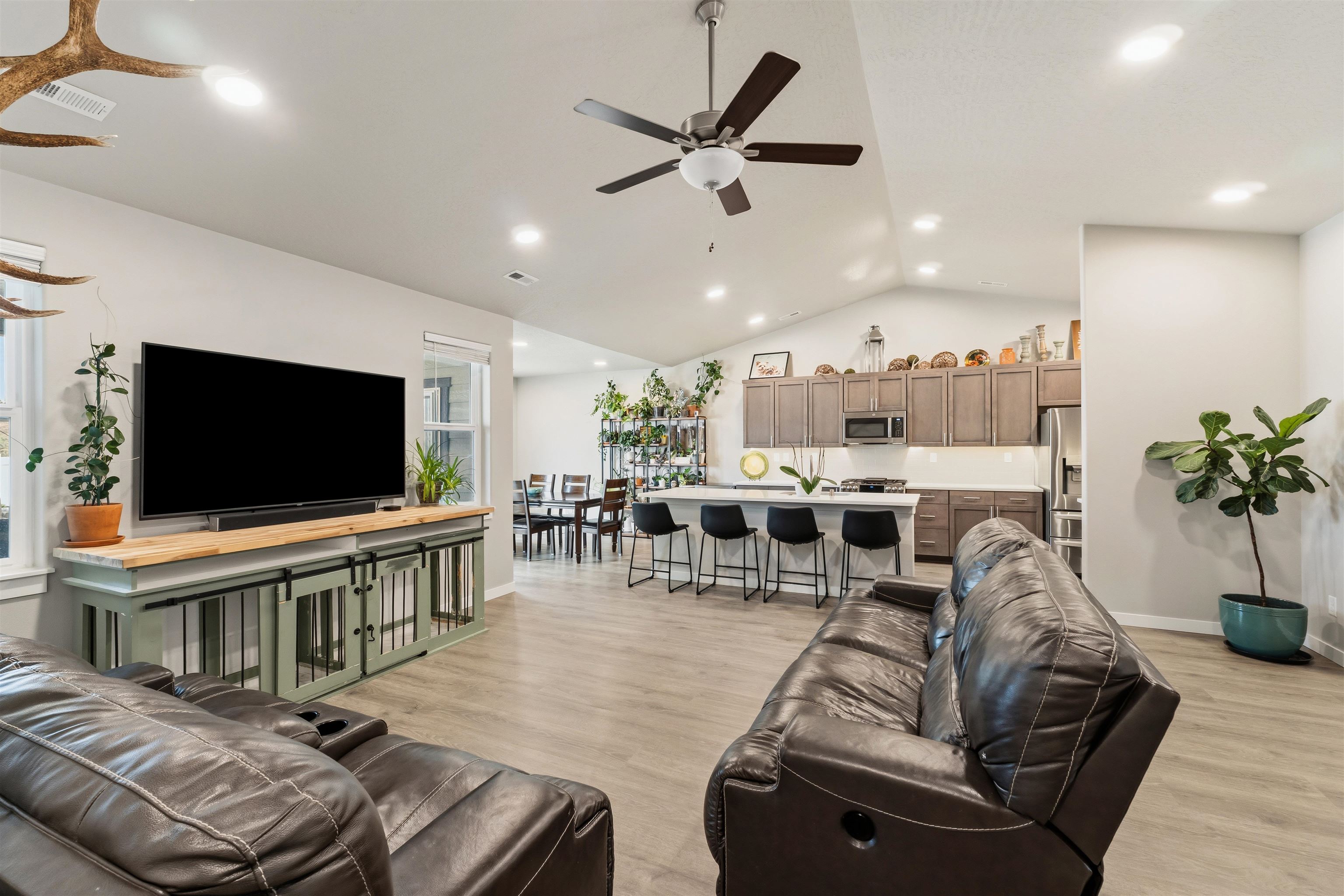 1486 W 67TH Ave - Photo 6