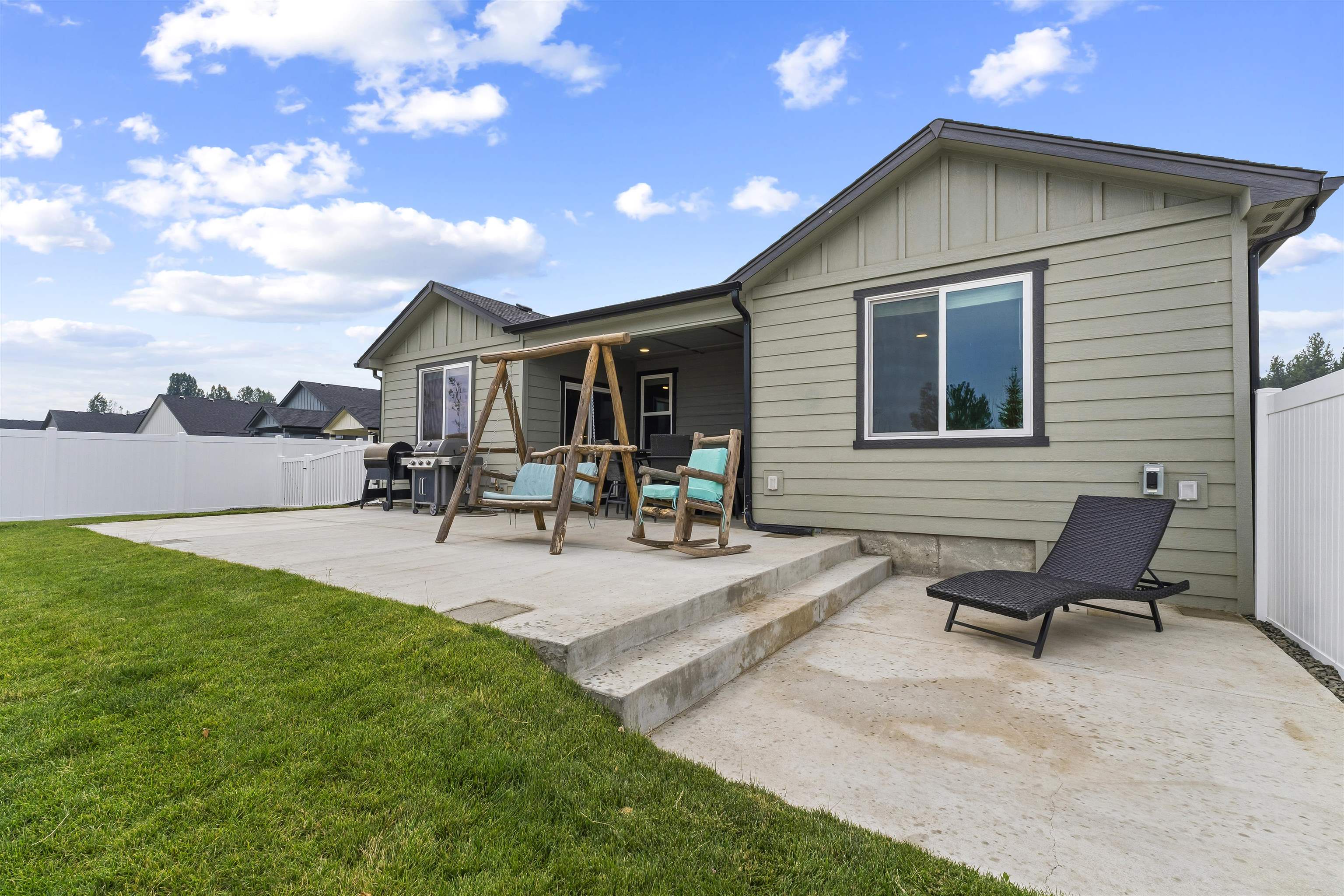 1486 W 67TH Ave - Photo 32