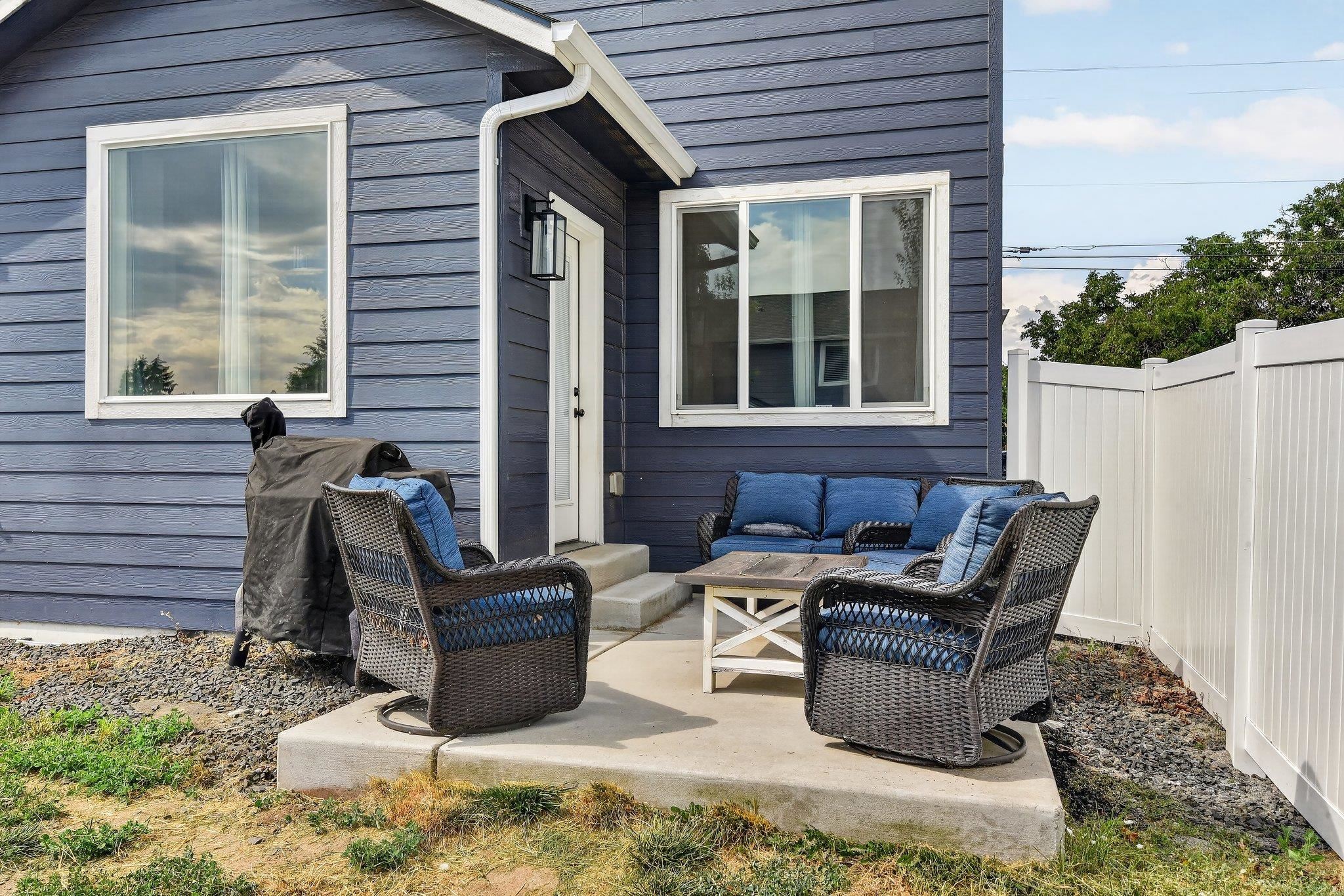 11728 E Alki Ave - Photo 33