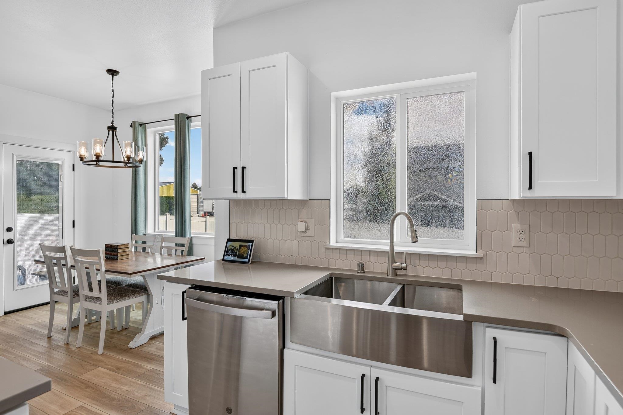 11728 E Alki Ave - Photo 13