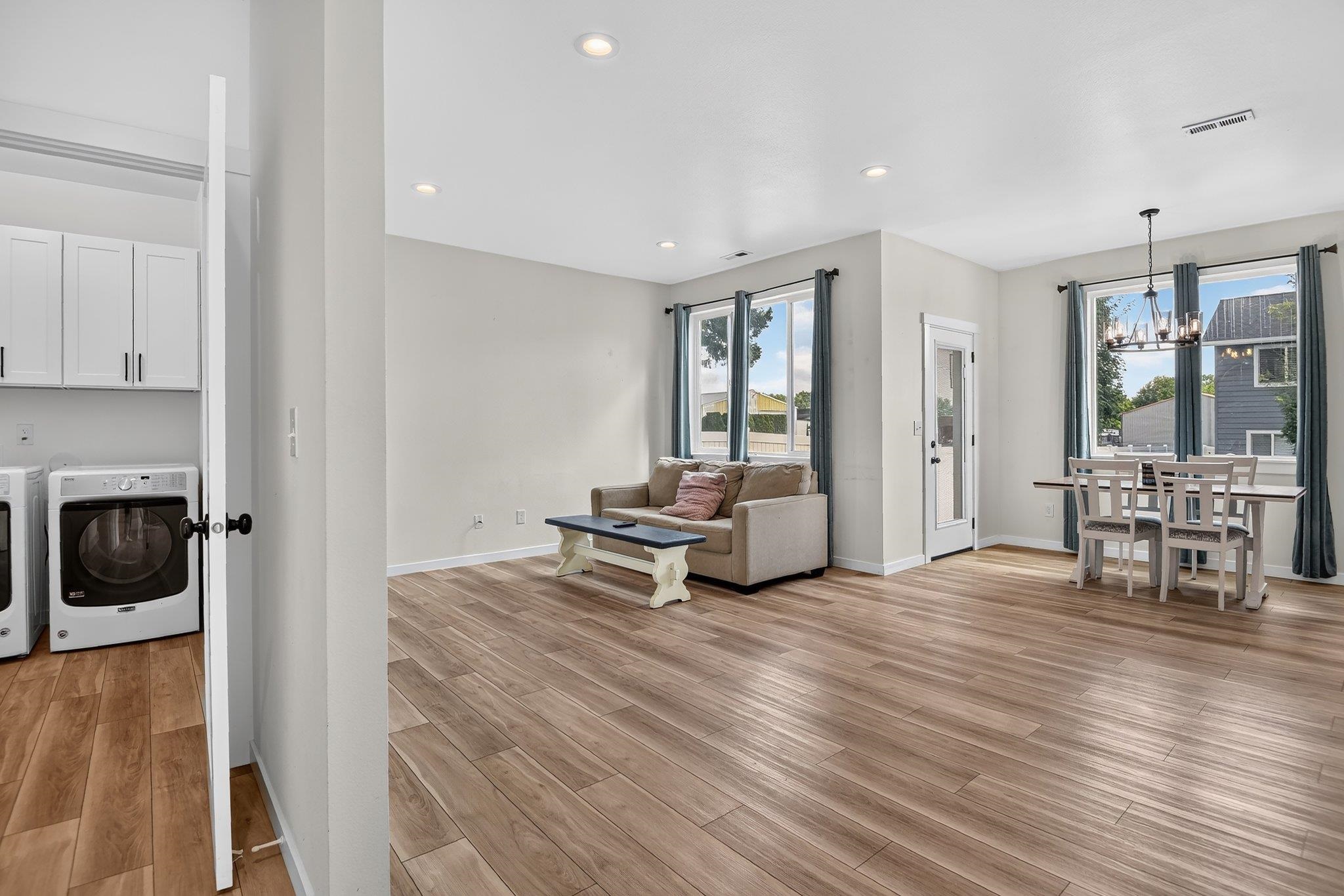 11728 E Alki Ave - Photo 6