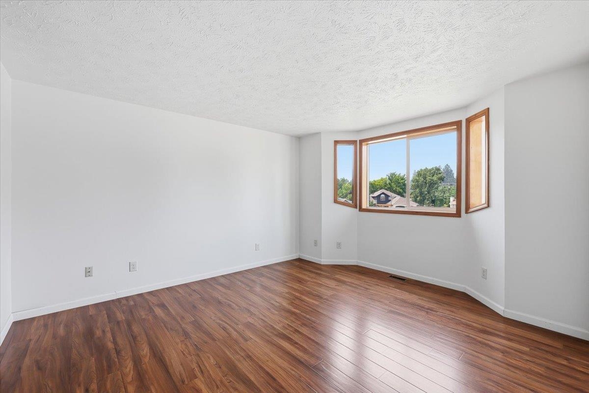 2819 S Bolivar Rd - Photo 11