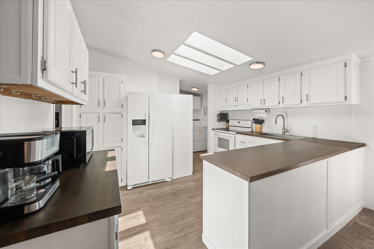 16104 W Everglade Ln - Photo 8