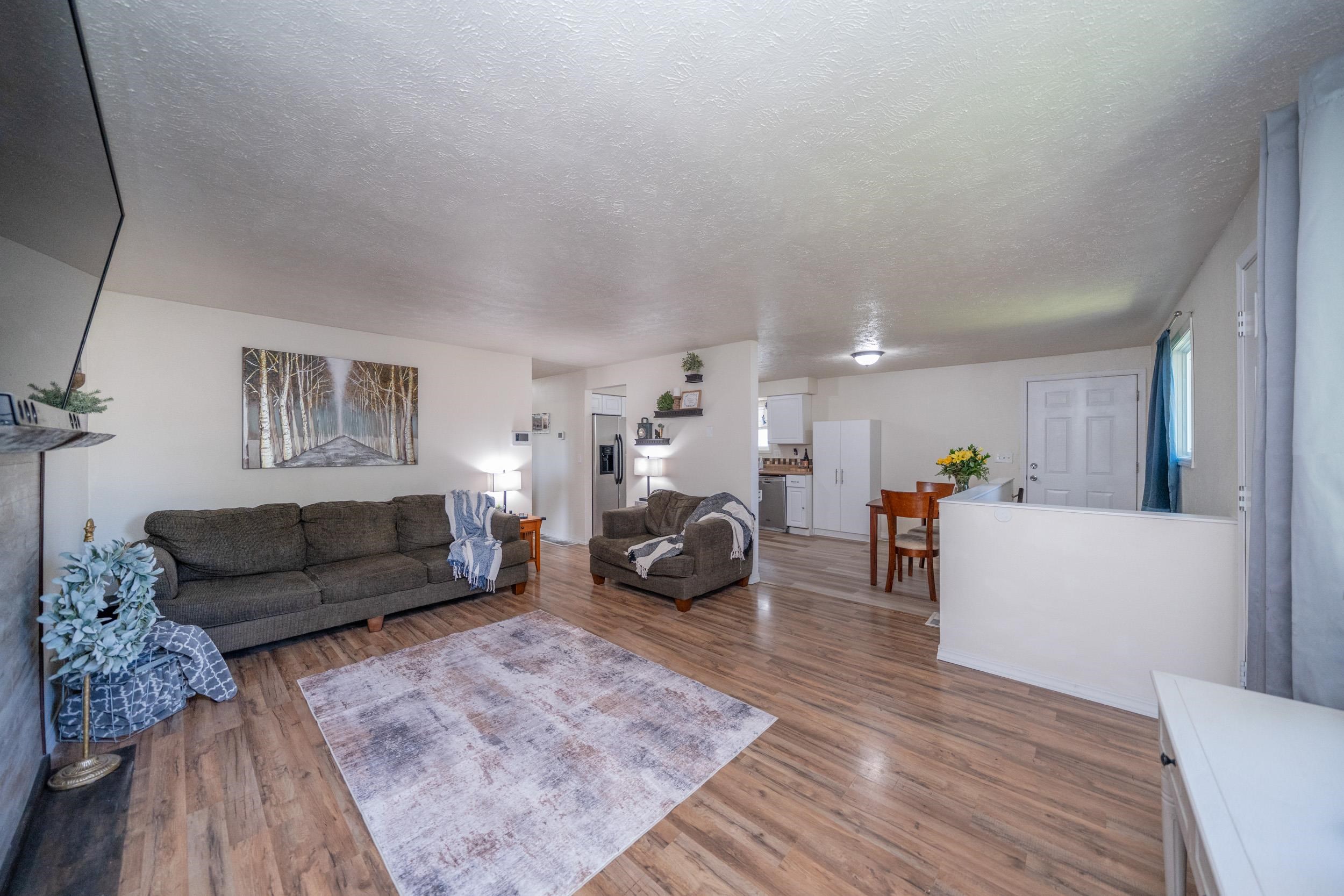 1328 E Joseph Ave - Photo 8