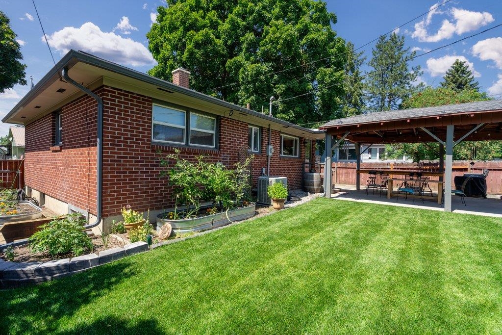 4518 N WALNUT St - Photo 26
