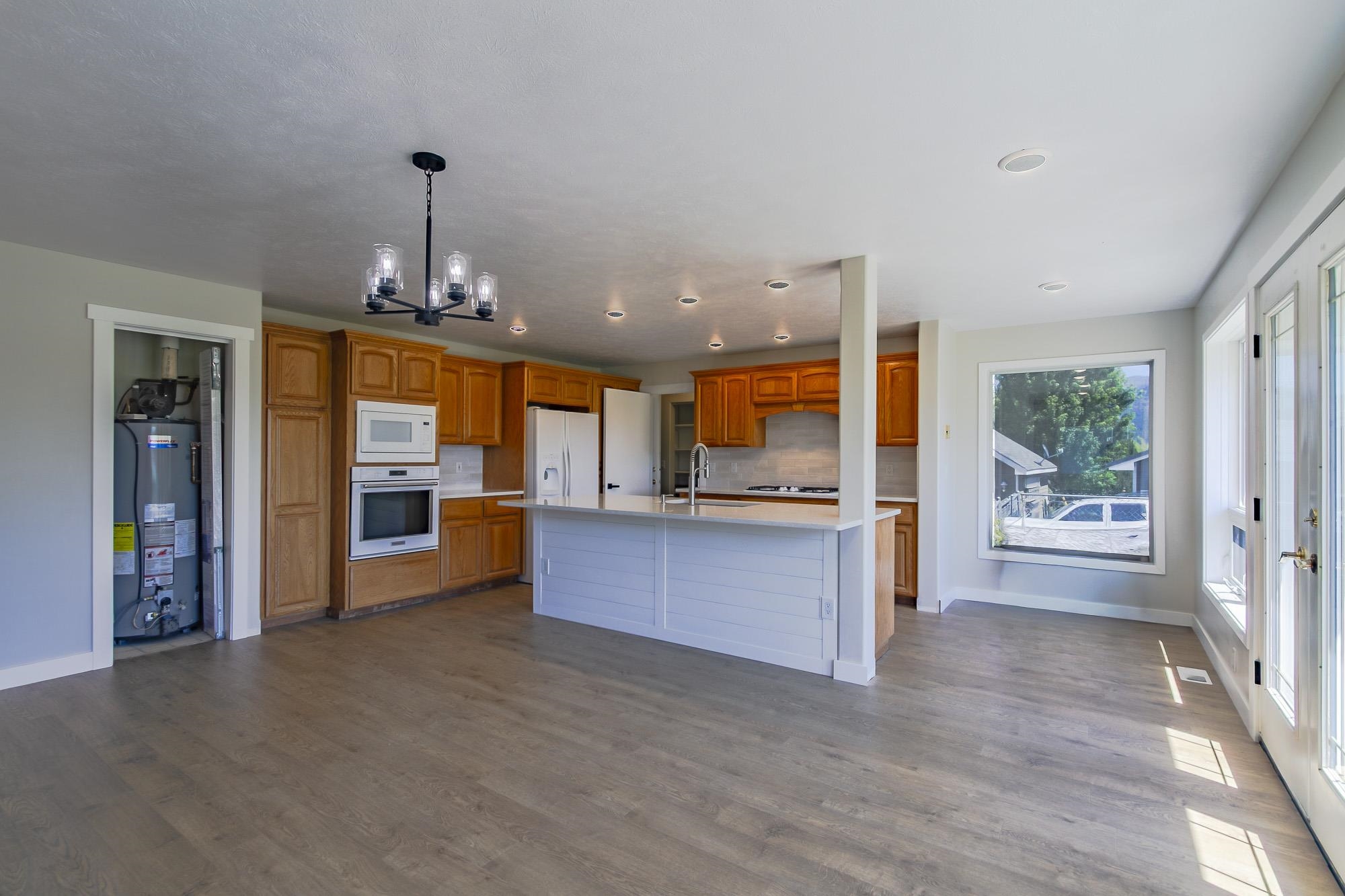1107 Pinebrook Dr - Photo 21