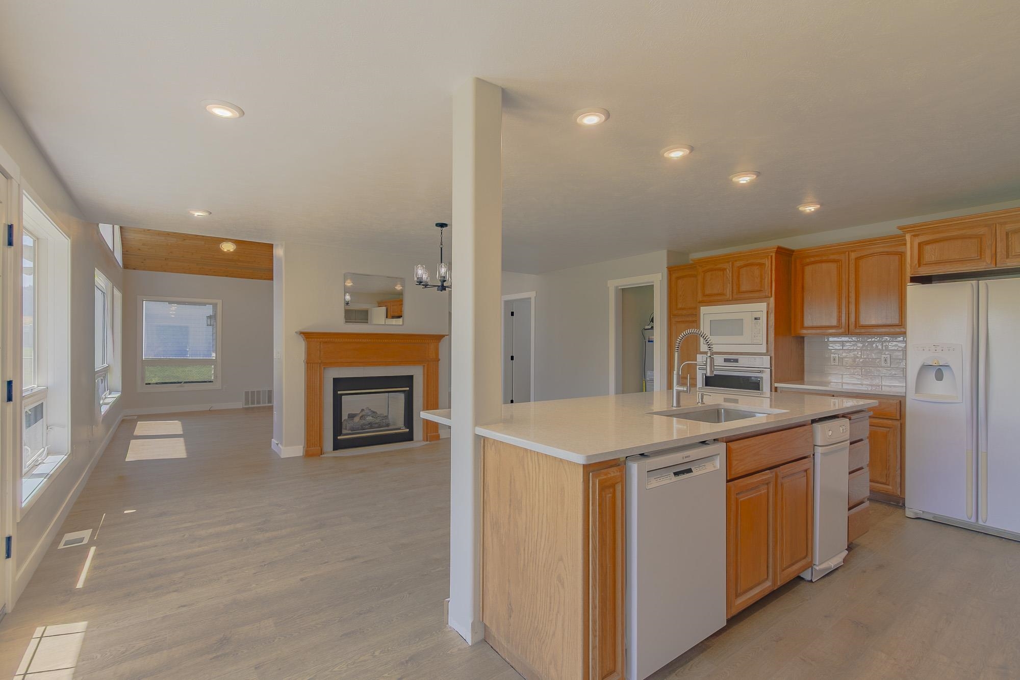 1107 Pinebrook Dr - Photo 23