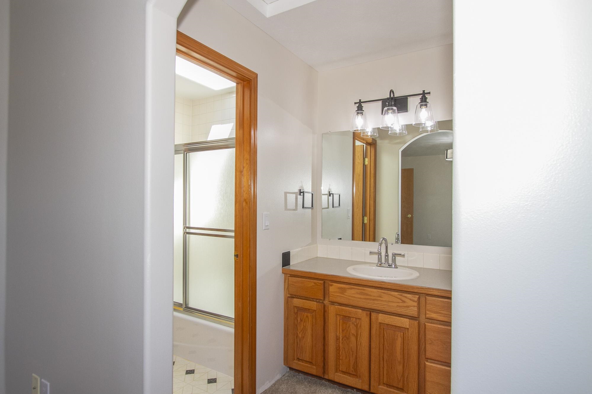 1107 Pinebrook Dr - Photo 33