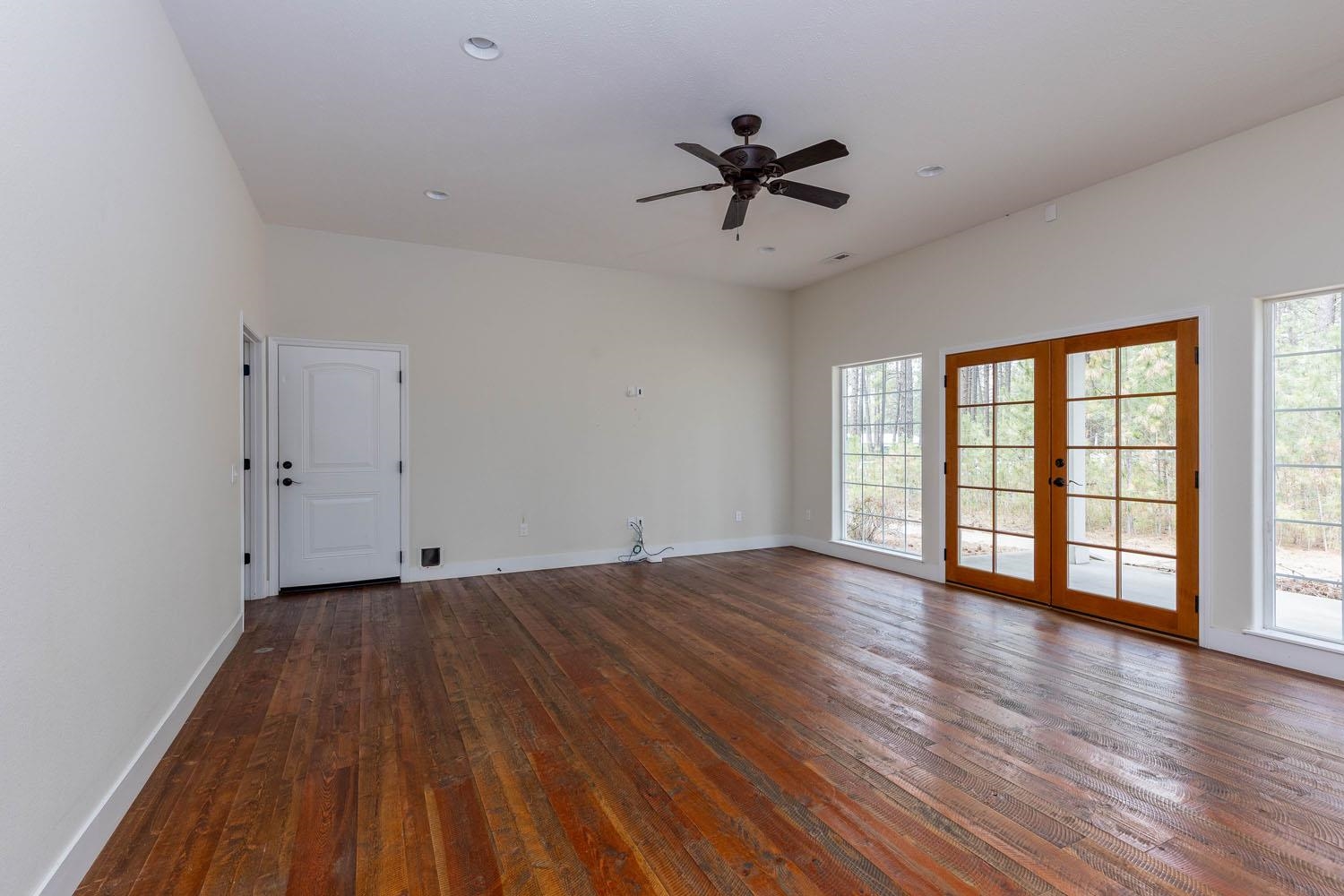 4911 E Greenbluff Rd - Photo 19