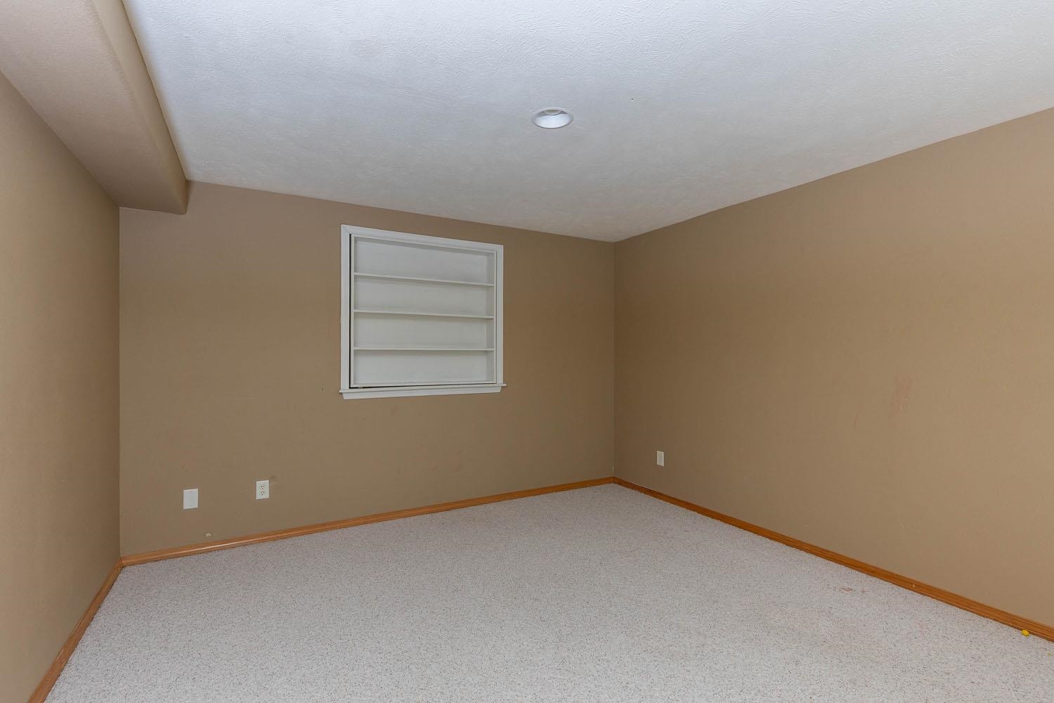 4911 E Greenbluff Rd - Photo 33