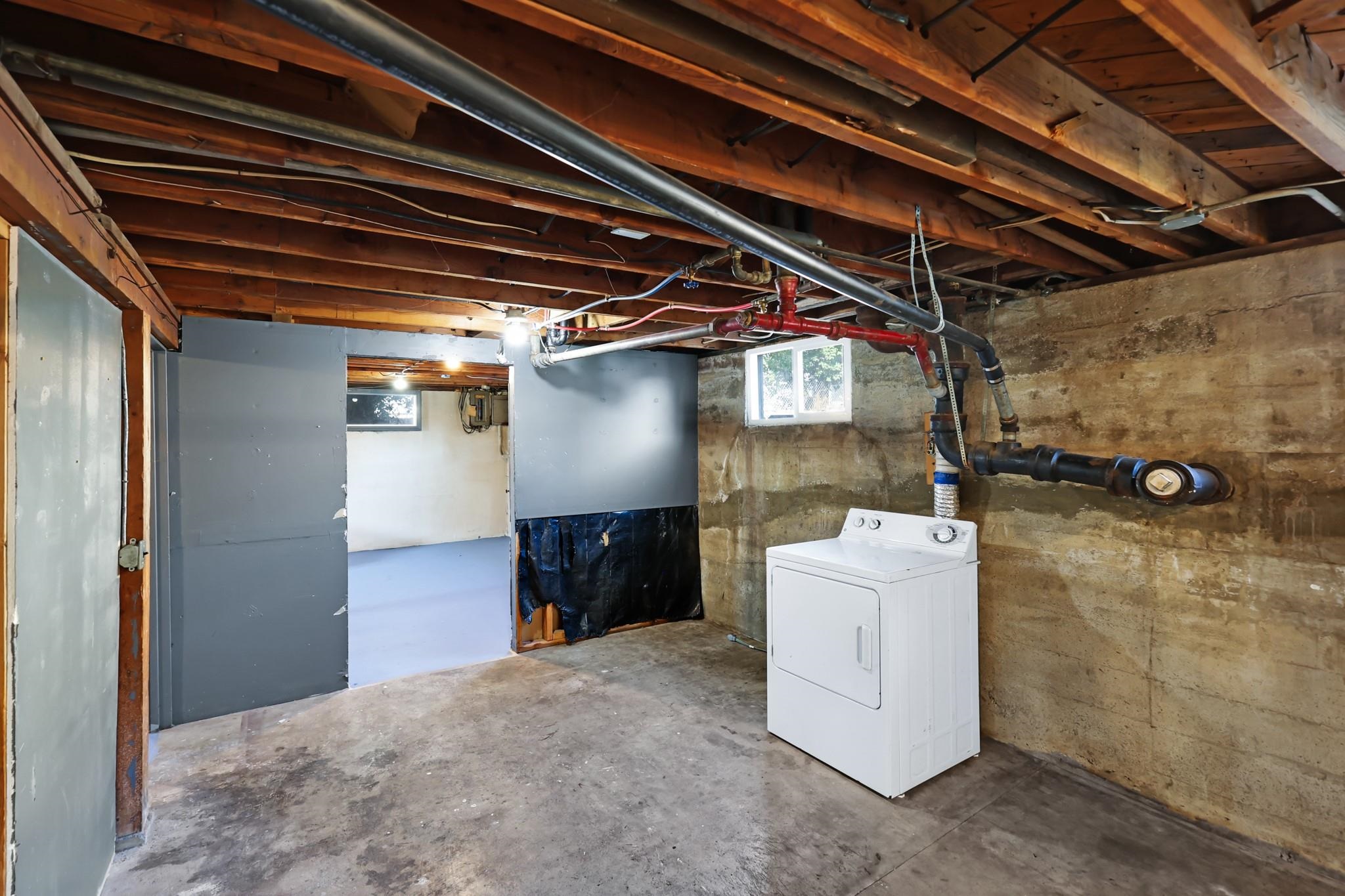 800 W 3rd St - Photo 9
