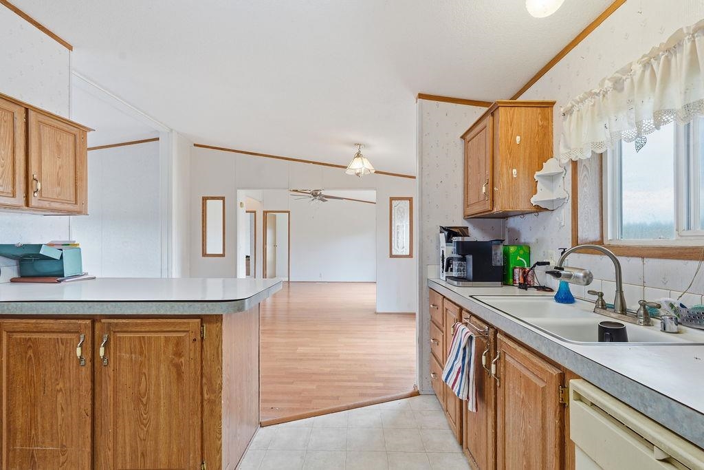 3605 N Christensen Rd - Photo 7