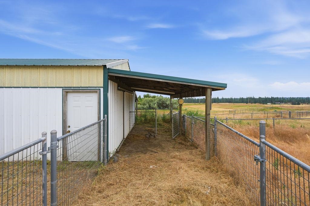 3605 N Christensen Rd - Photo 41