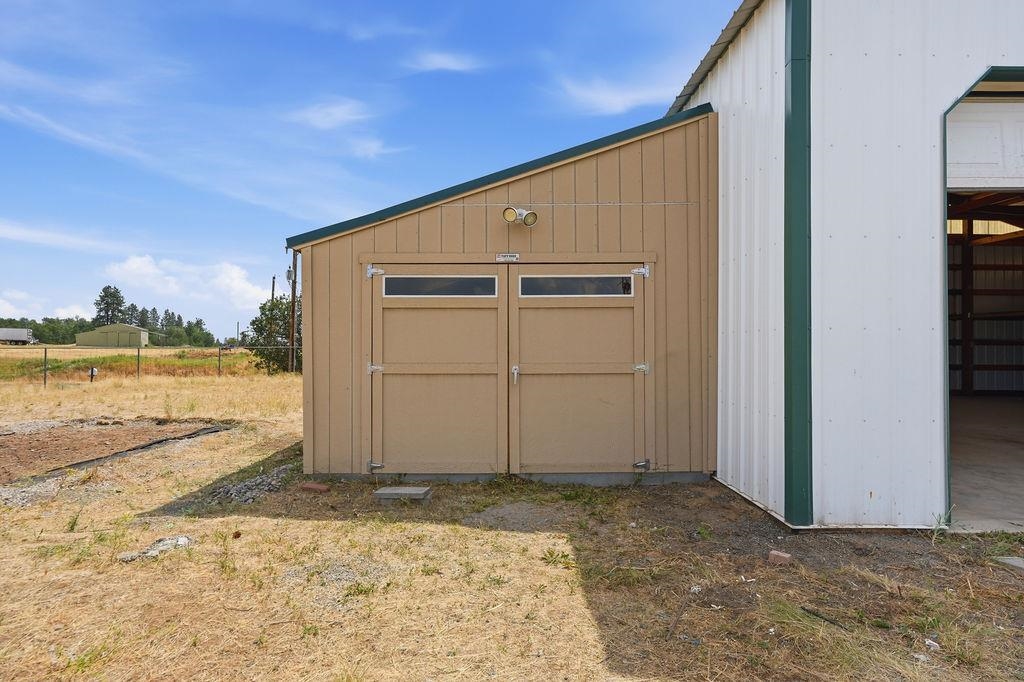 3605 N Christensen Rd - Photo 43