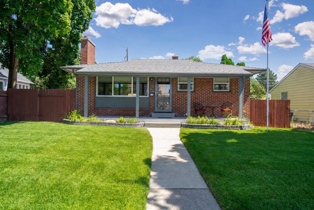 4518 N WALNUT St - Photo 1