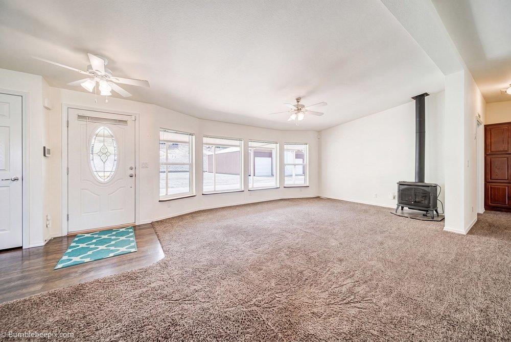 202 Airport Way - Photo 6