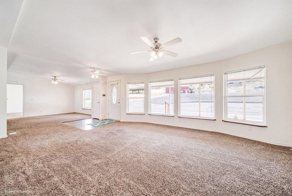 202 Airport Way - Photo 7