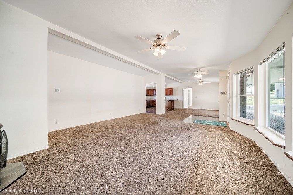 202 Airport Way - Photo 9