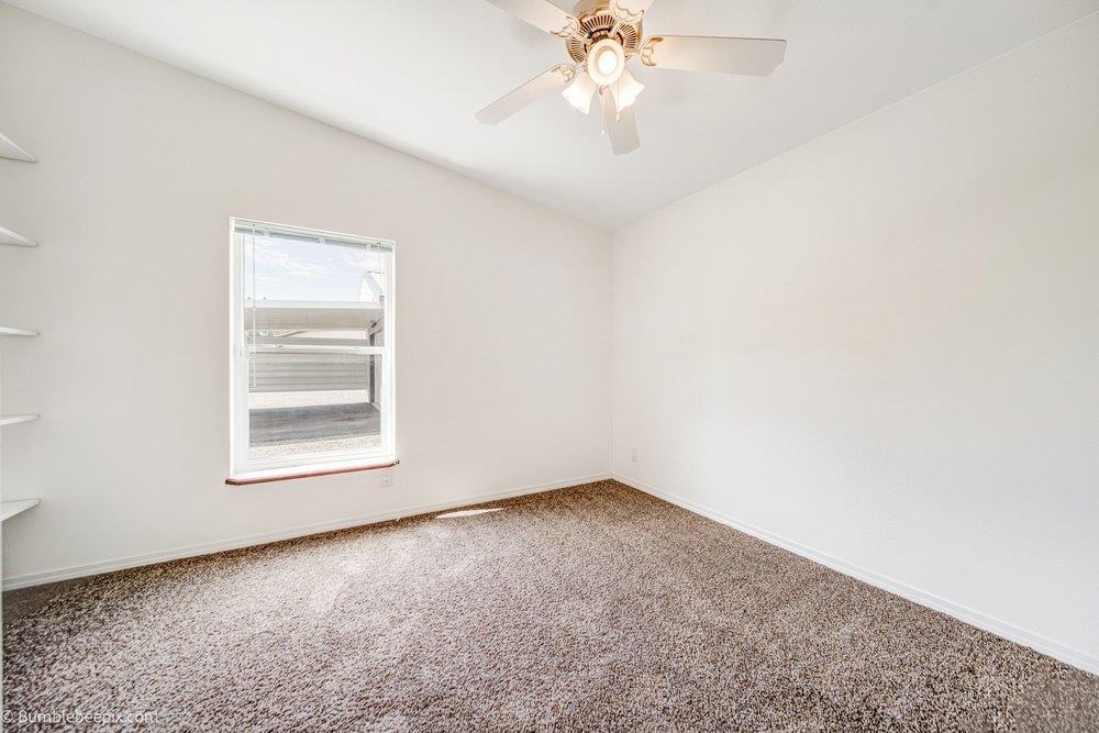 202 Airport Way - Photo 25