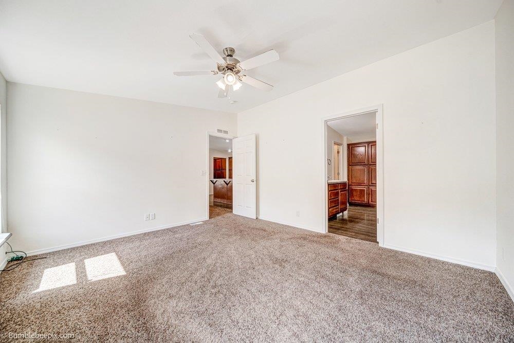 202 Airport Way - Photo 21