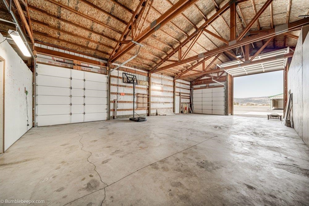 202 Airport Way - Photo 30