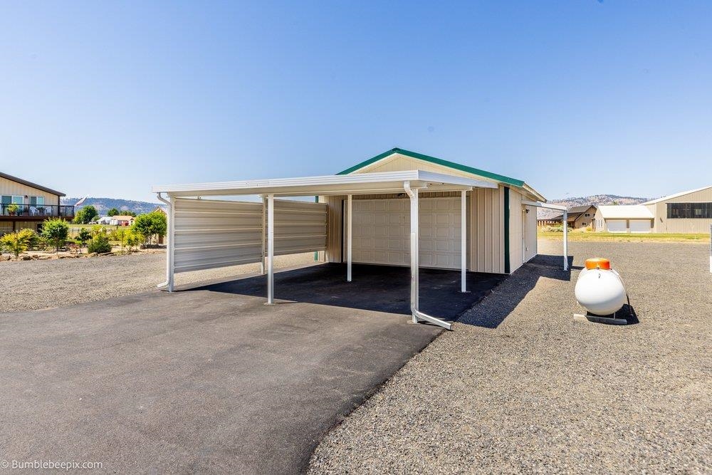202 Airport Way - Photo 41