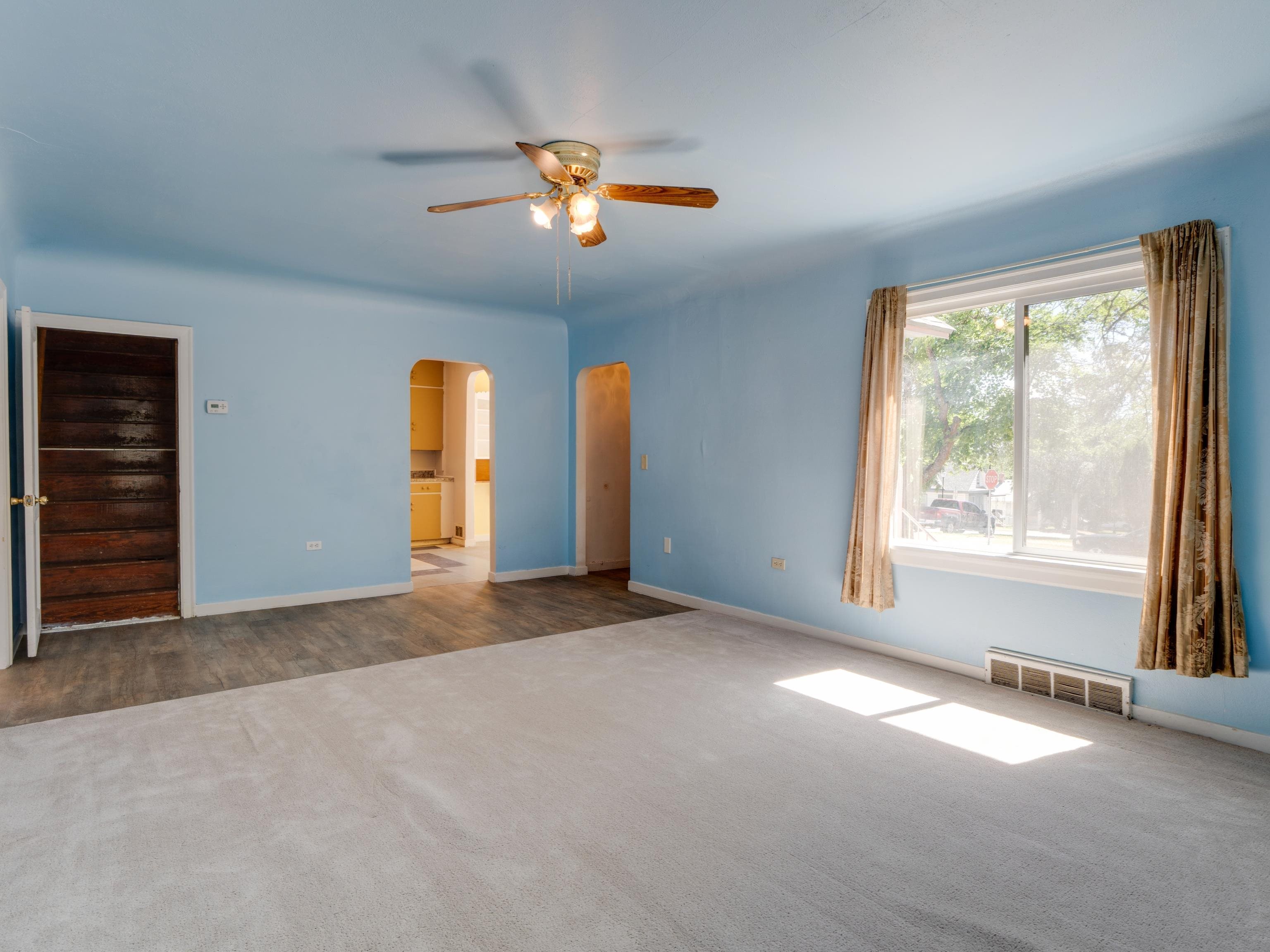 324 4th St - Photo 8