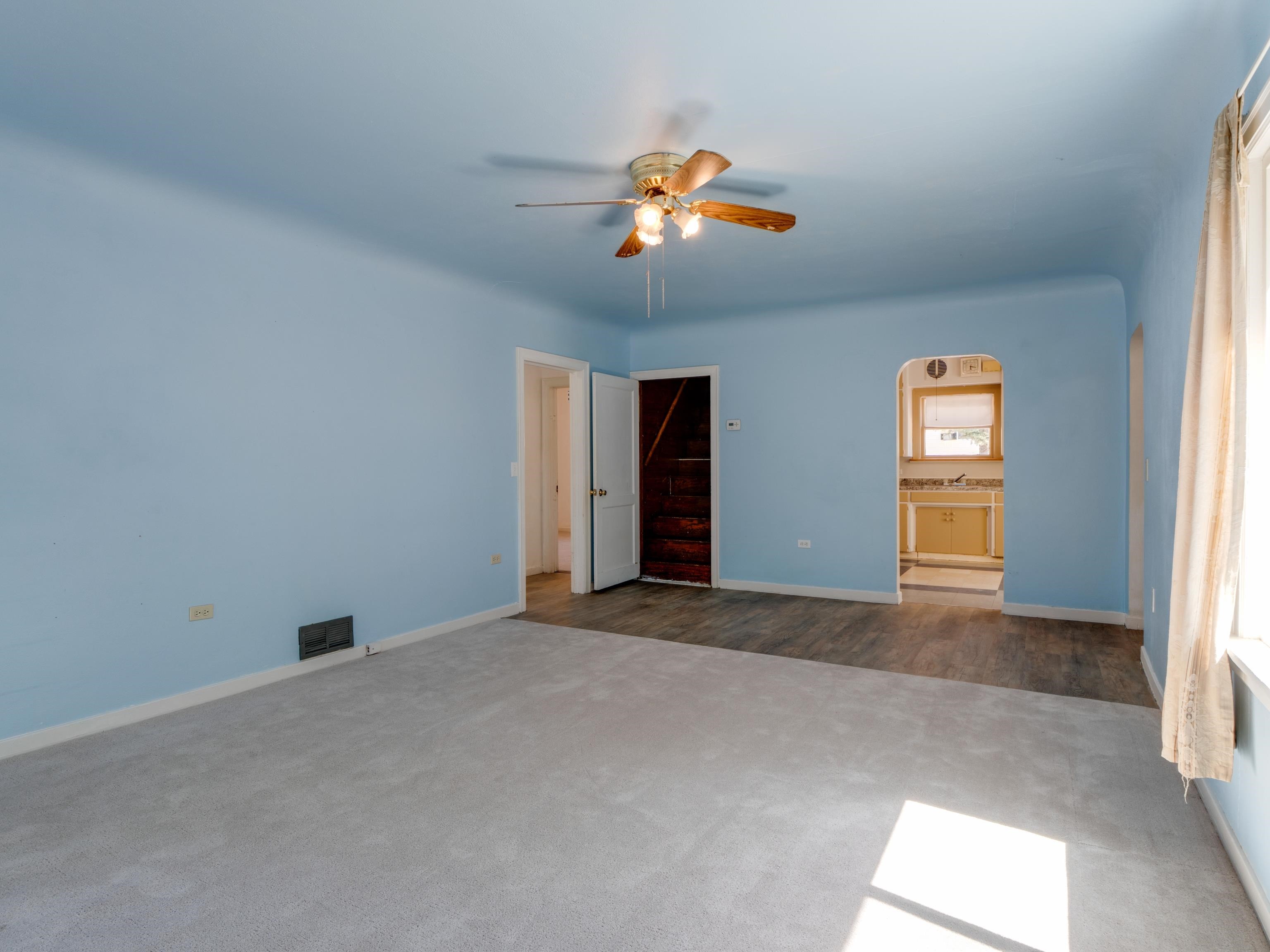 324 4th St - Photo 9