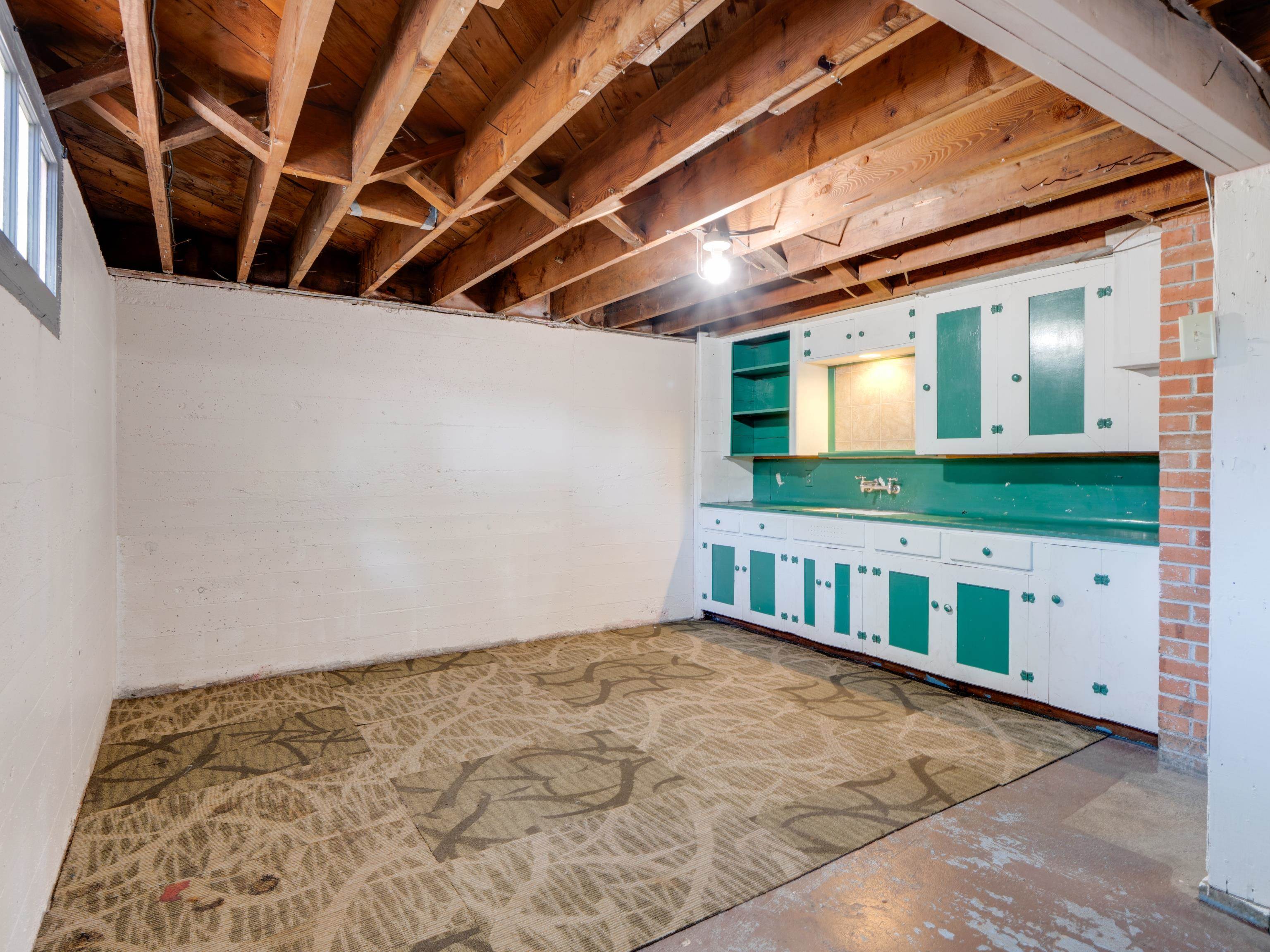 324 4th St - Photo 23