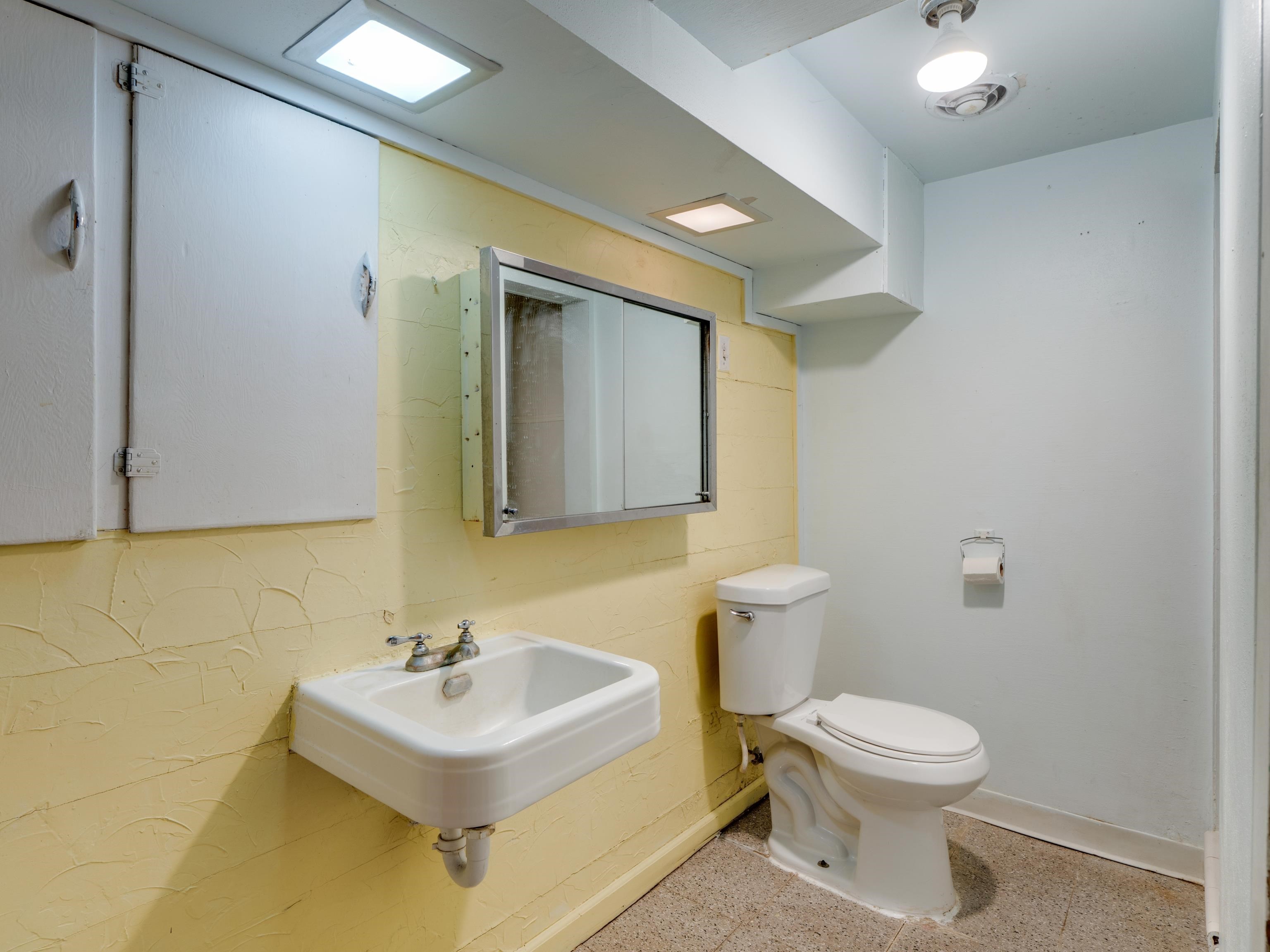 324 4th St - Photo 26