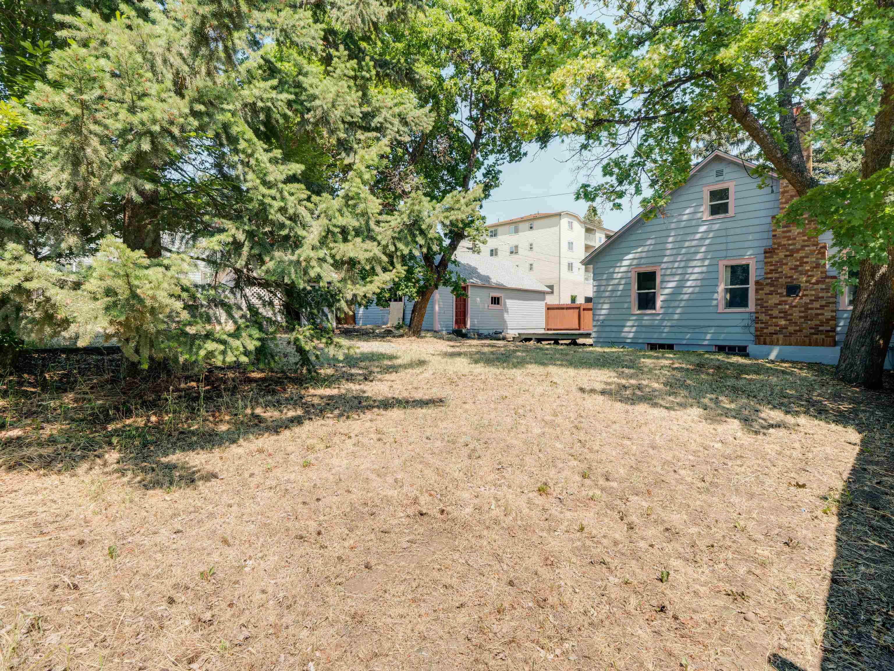 324 4th St - Photo 34