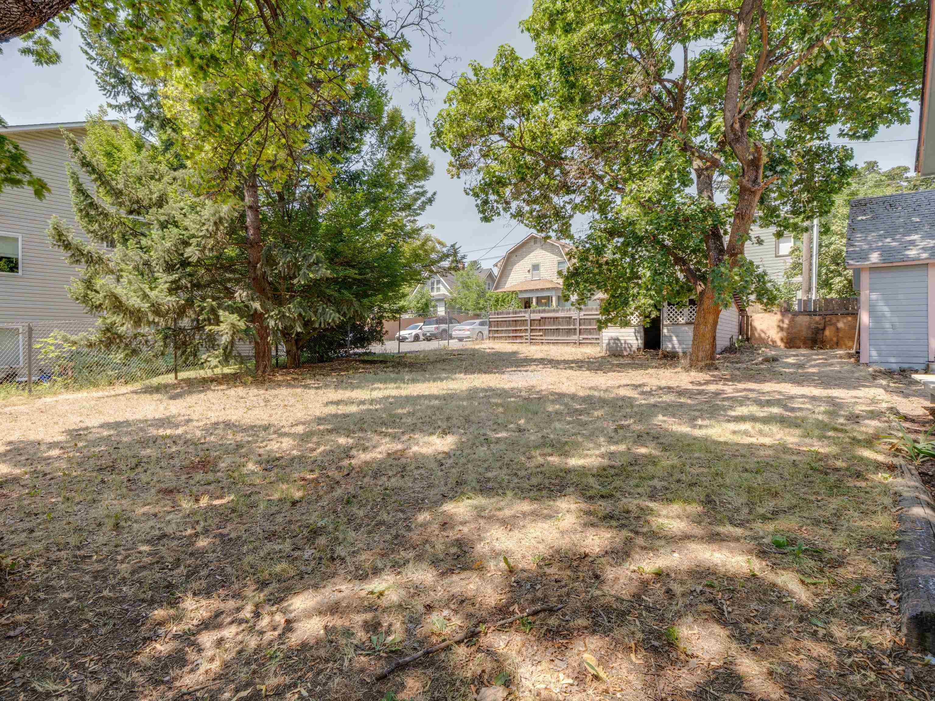 324 4th St - Photo 35