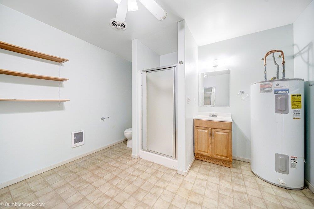 202 Airport Way - Photo 31