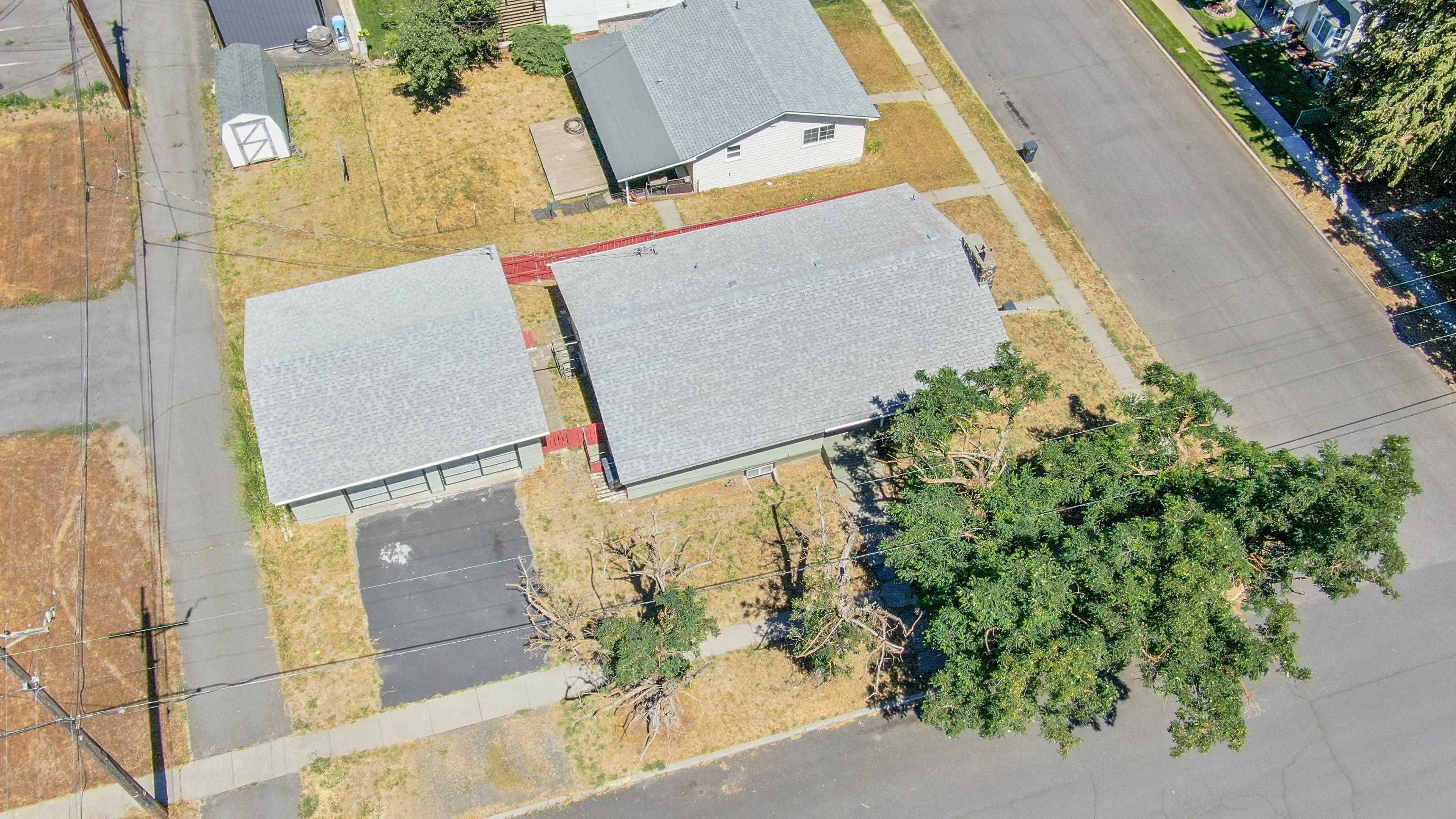 104 3rd St - Photo 4