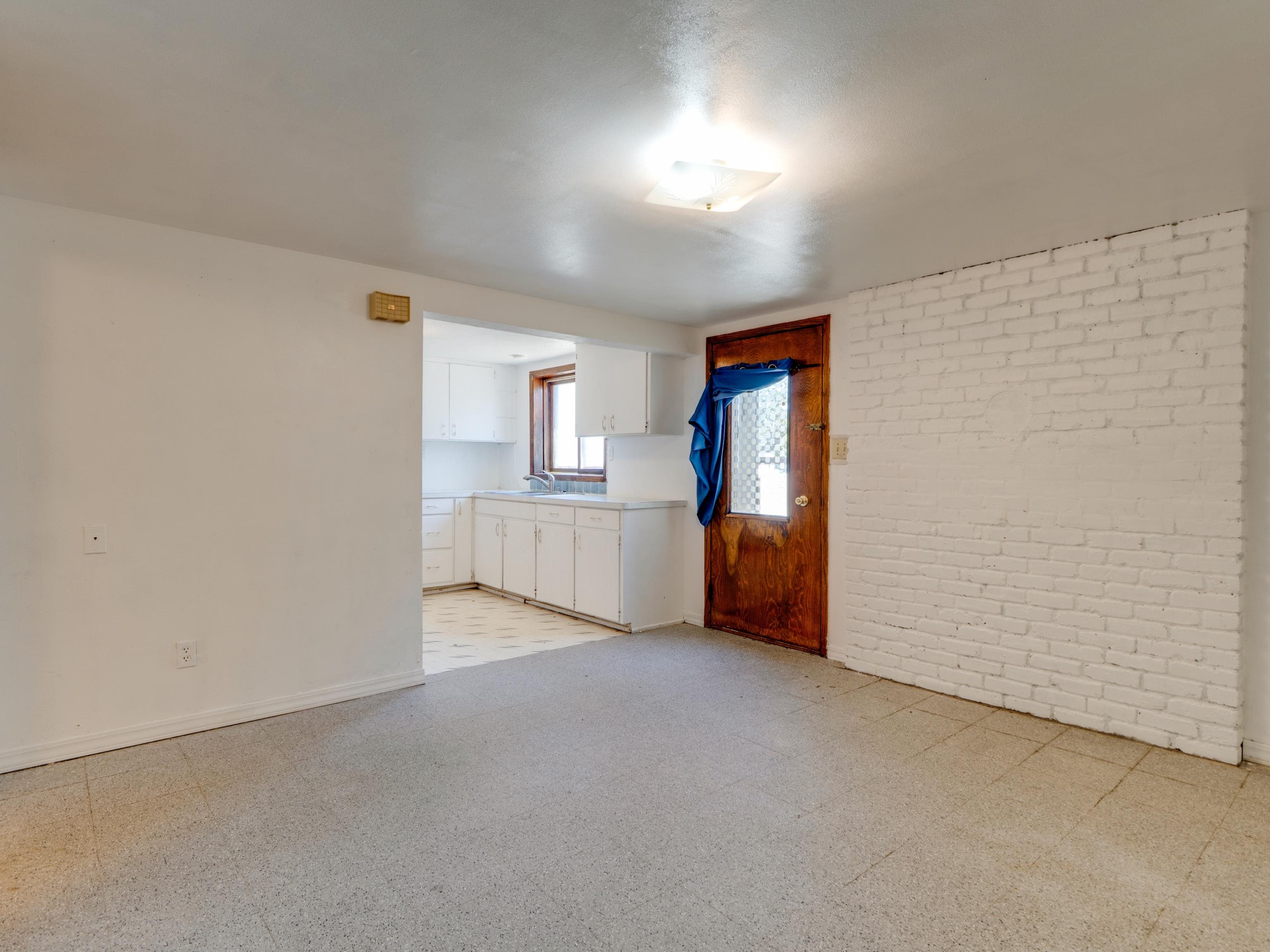 104 3rd St - Photo 27