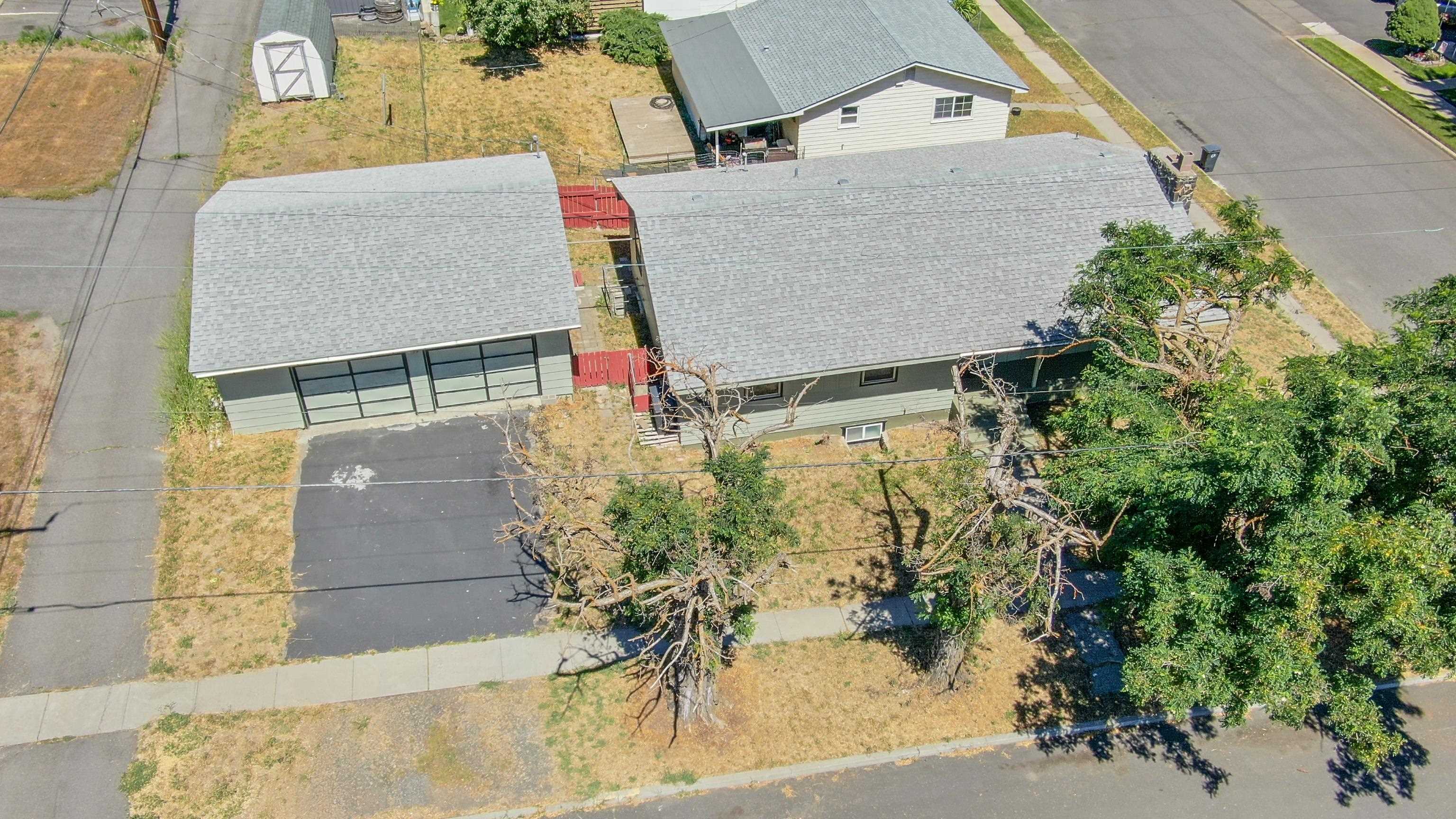 104 3rd St - Photo 38