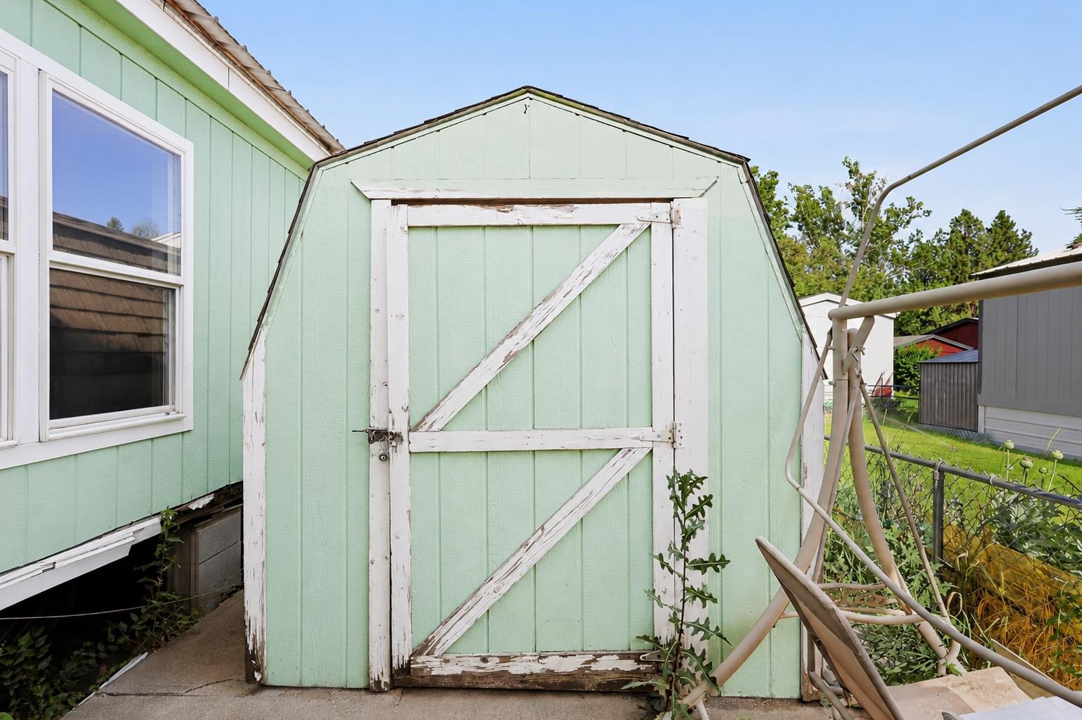 4112 E Center Rd - Photo 24