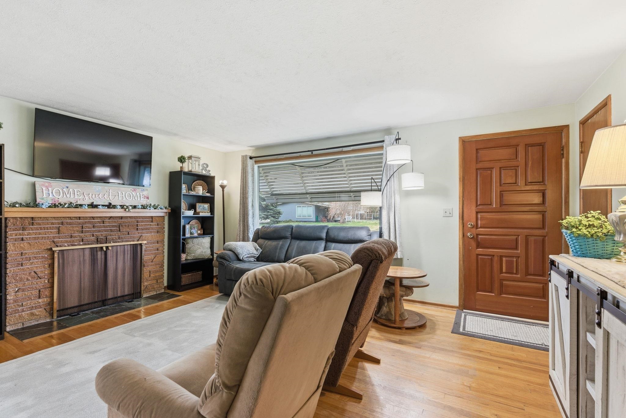 13123 E 5th Ave - Photo 4