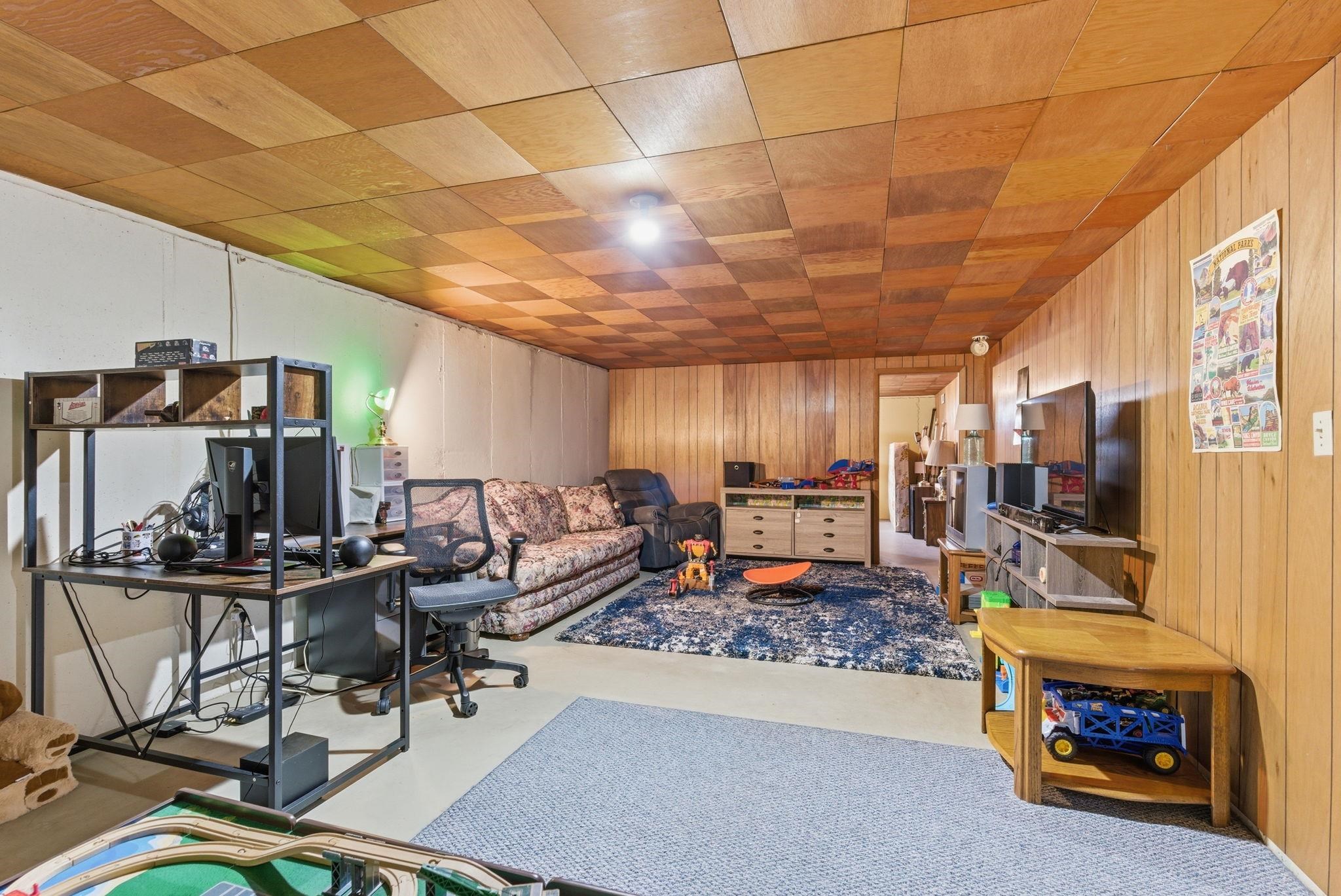 13123 E 5th Ave - Photo 22