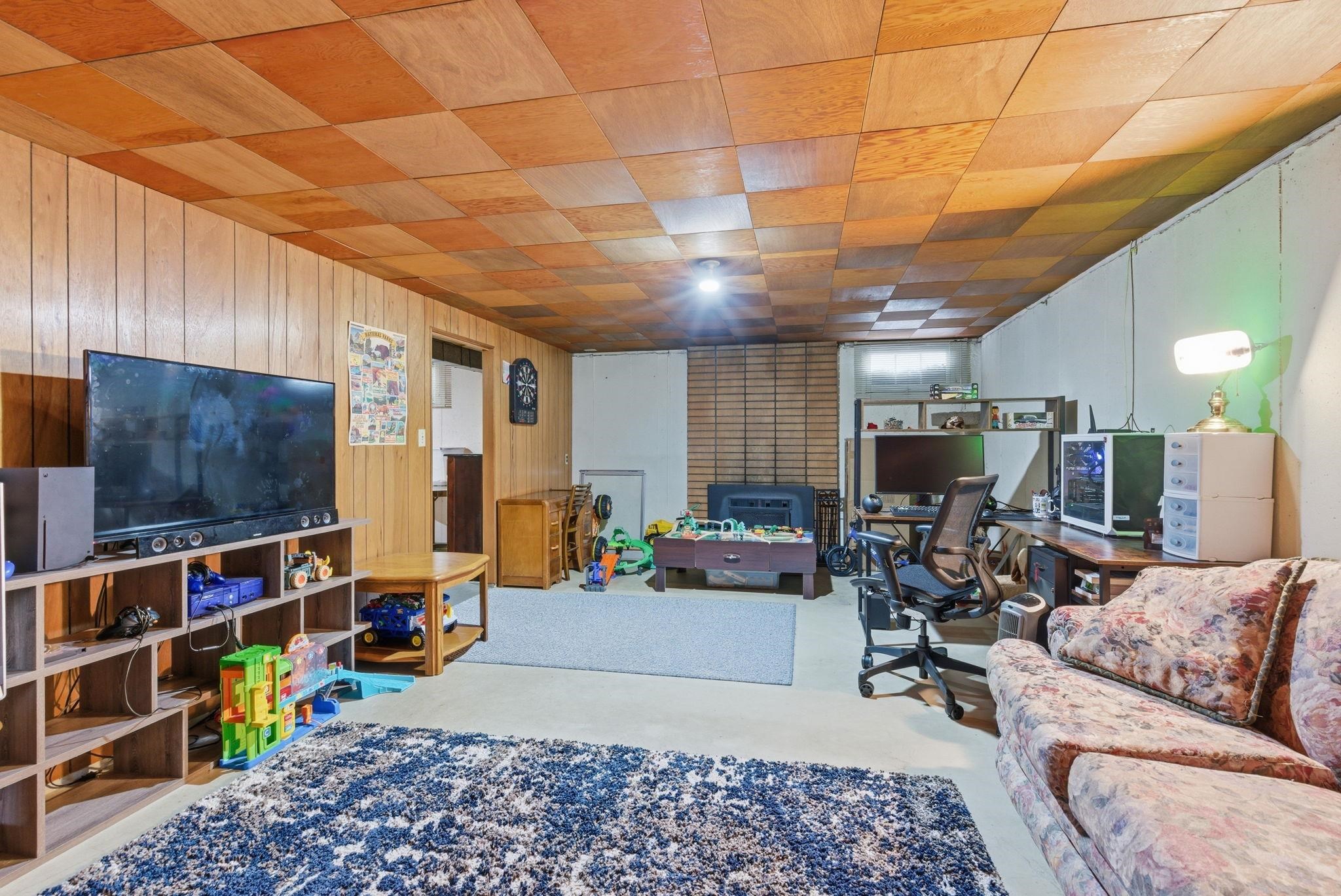 13123 E 5th Ave - Photo 23