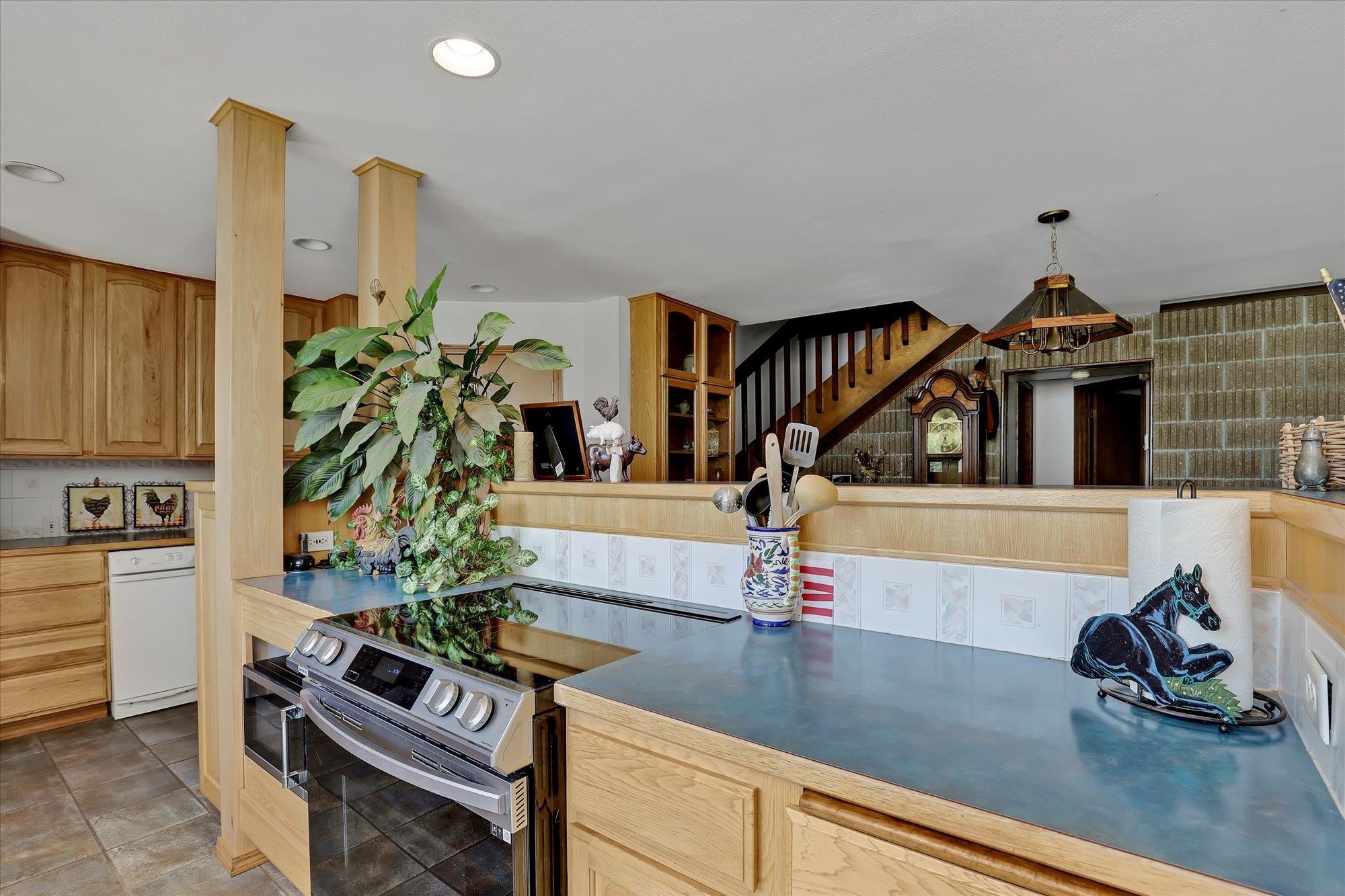 3602 N Idaho Rd - Photo 5