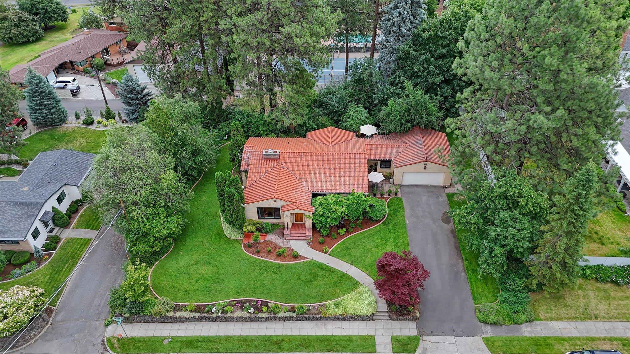 1407 S Ballou Rd - Photo 1
